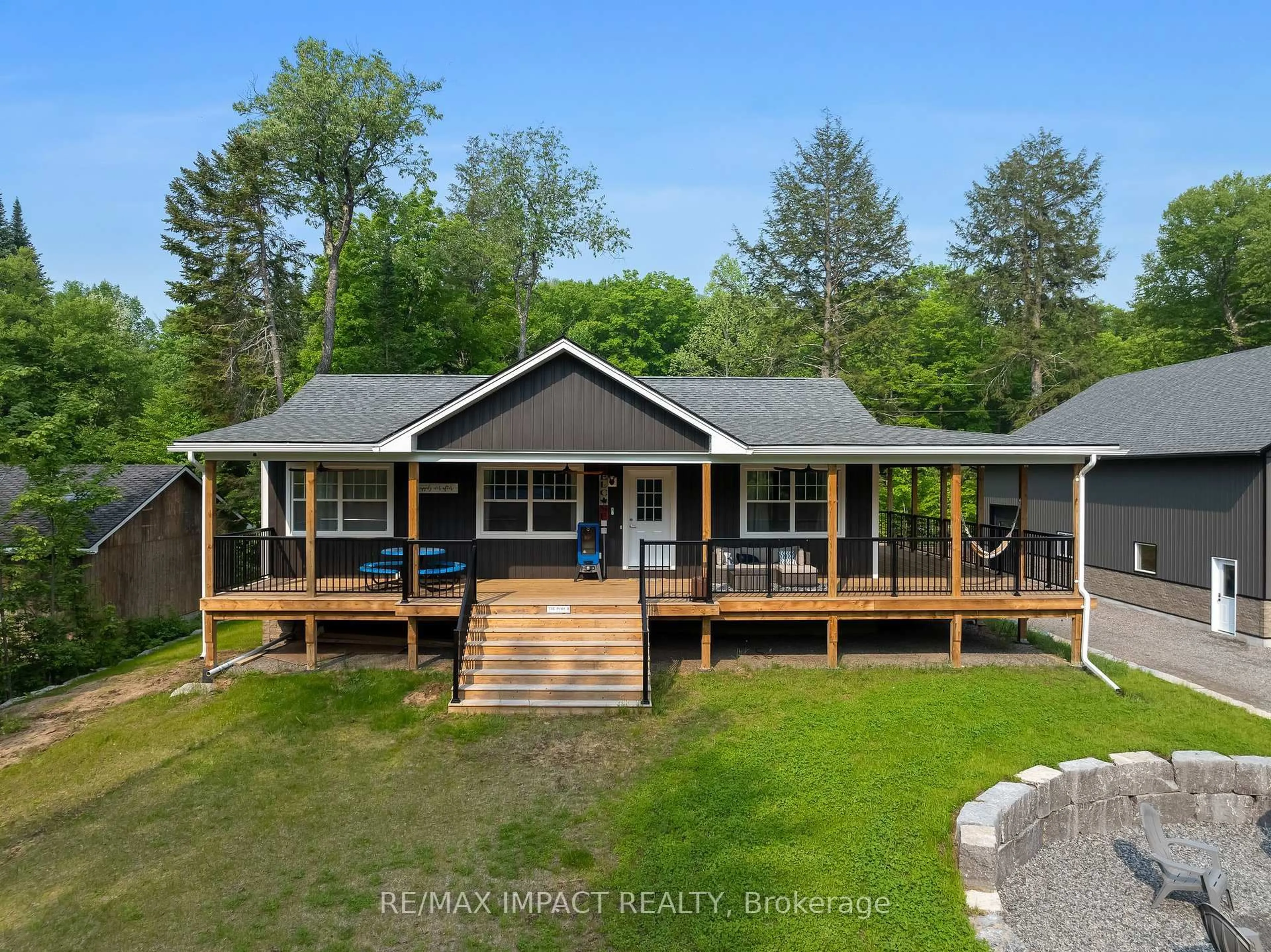 A pic from outside/outdoor area/front of a property/back of a property/a pic from drone, unknown for 1006 Jasmine Rd, Dysart et al Ontario K0L 1M1