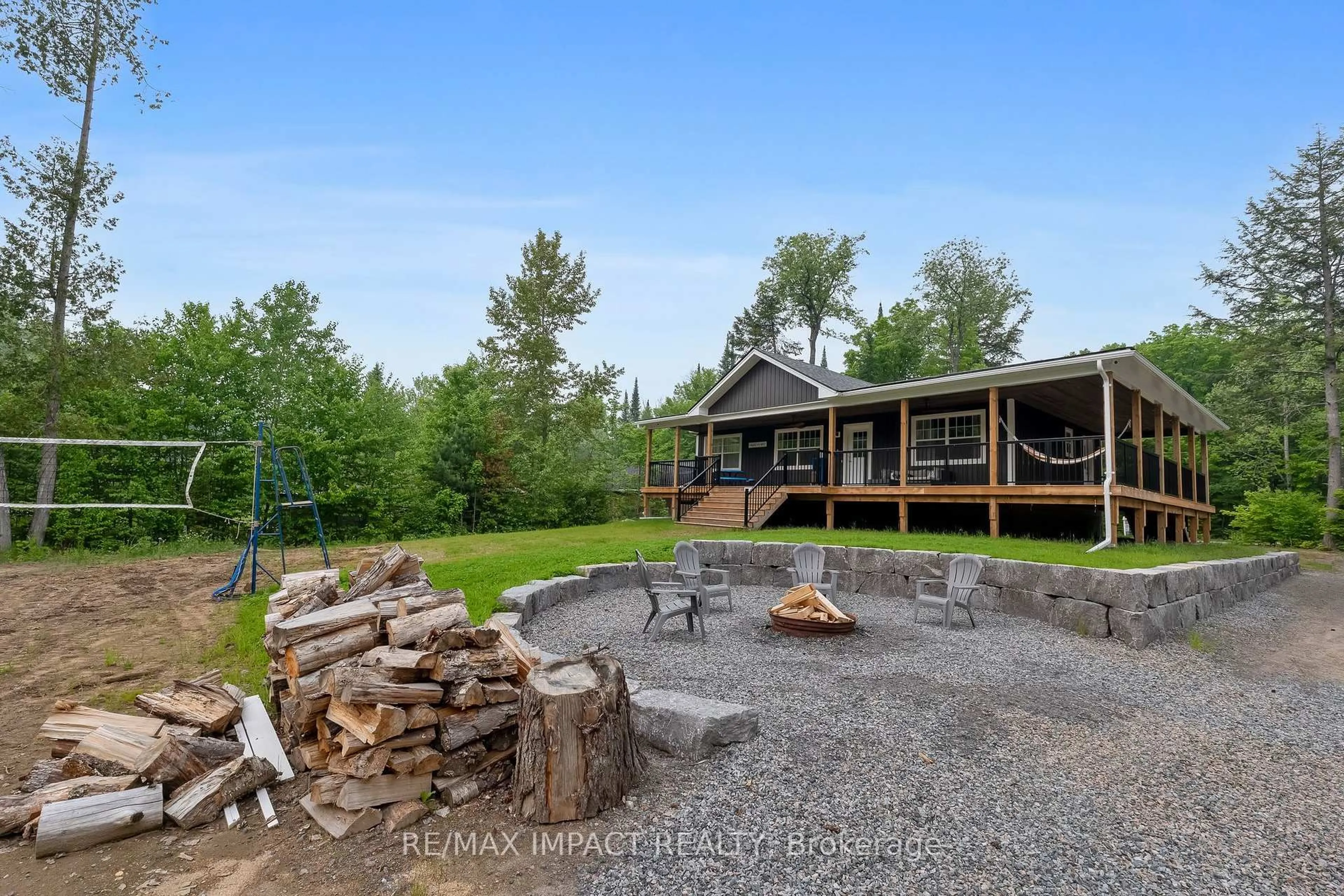A pic from outside/outdoor area/front of a property/back of a property/a pic from drone, water/lake/river/ocean view for 1006 Jasmine Rd, Dysart et al Ontario K0L 1M1