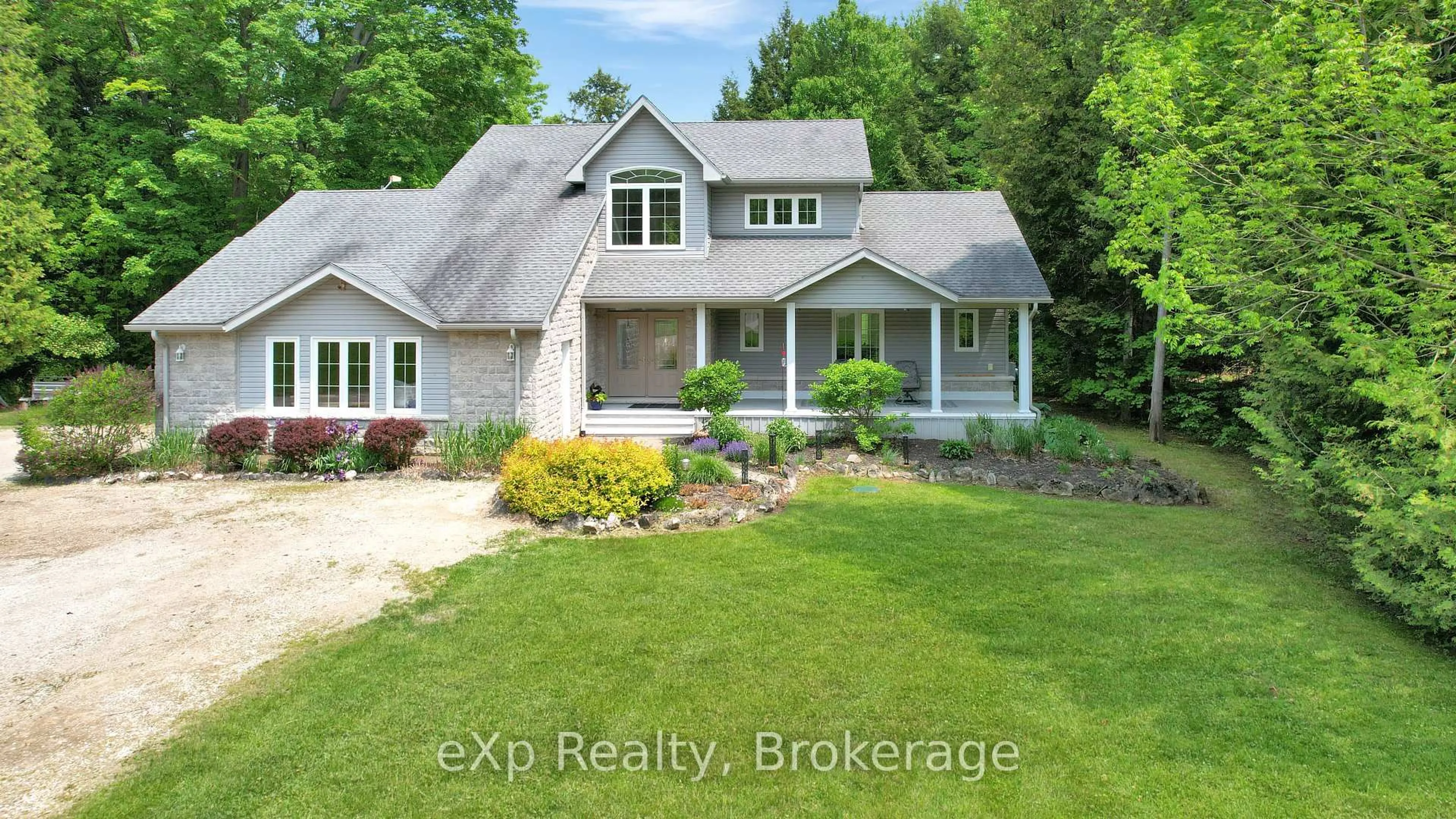 A pic from outside/outdoor area/front of a property/back of a property/a pic from drone, unknown for 527 Lake Rosalind Road 5, Brockton Ontario N4N 3B9