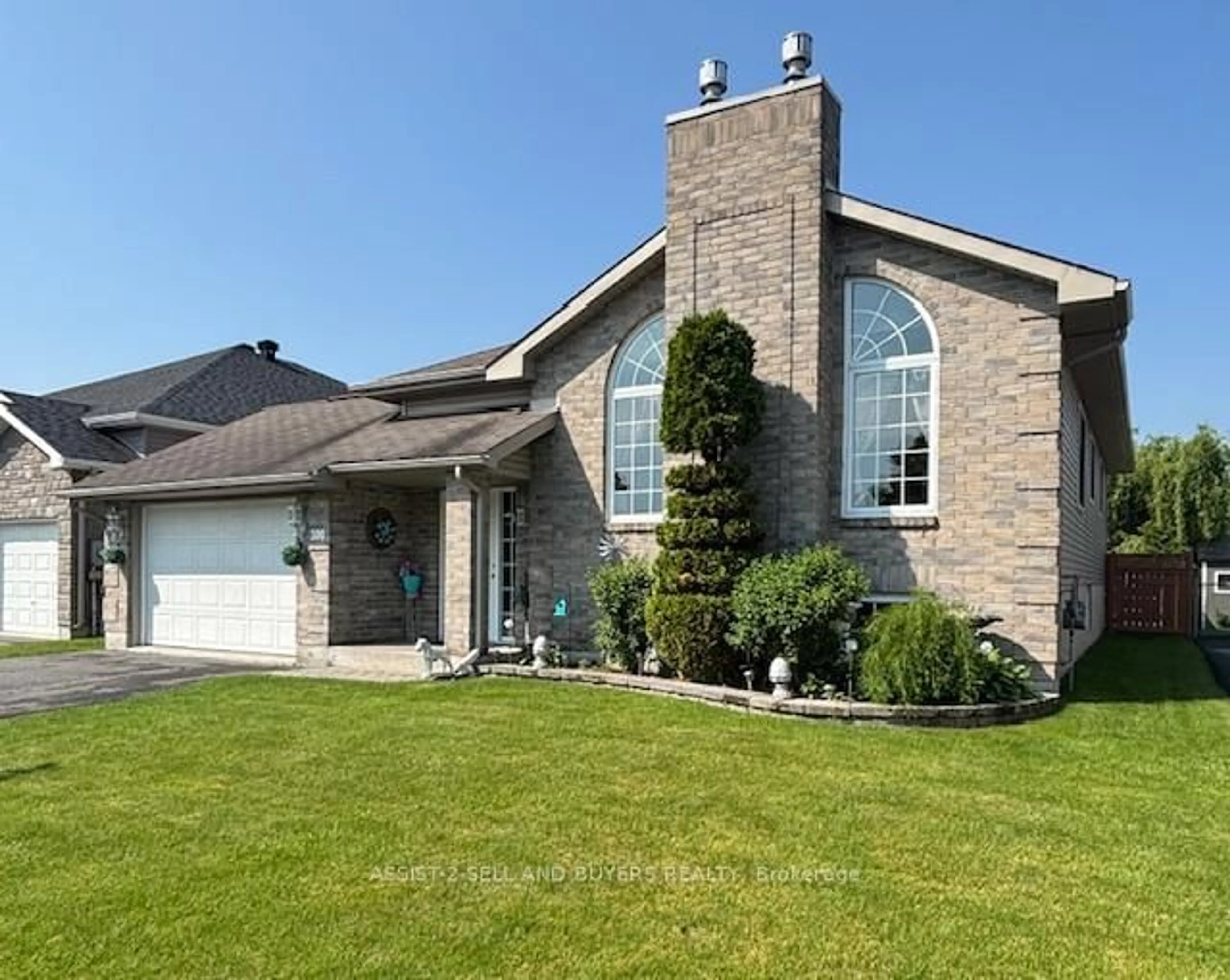 Home with brick exterior material, unknown for 300 Glen Nora Dr, Cornwall Ontario K6H 0A8