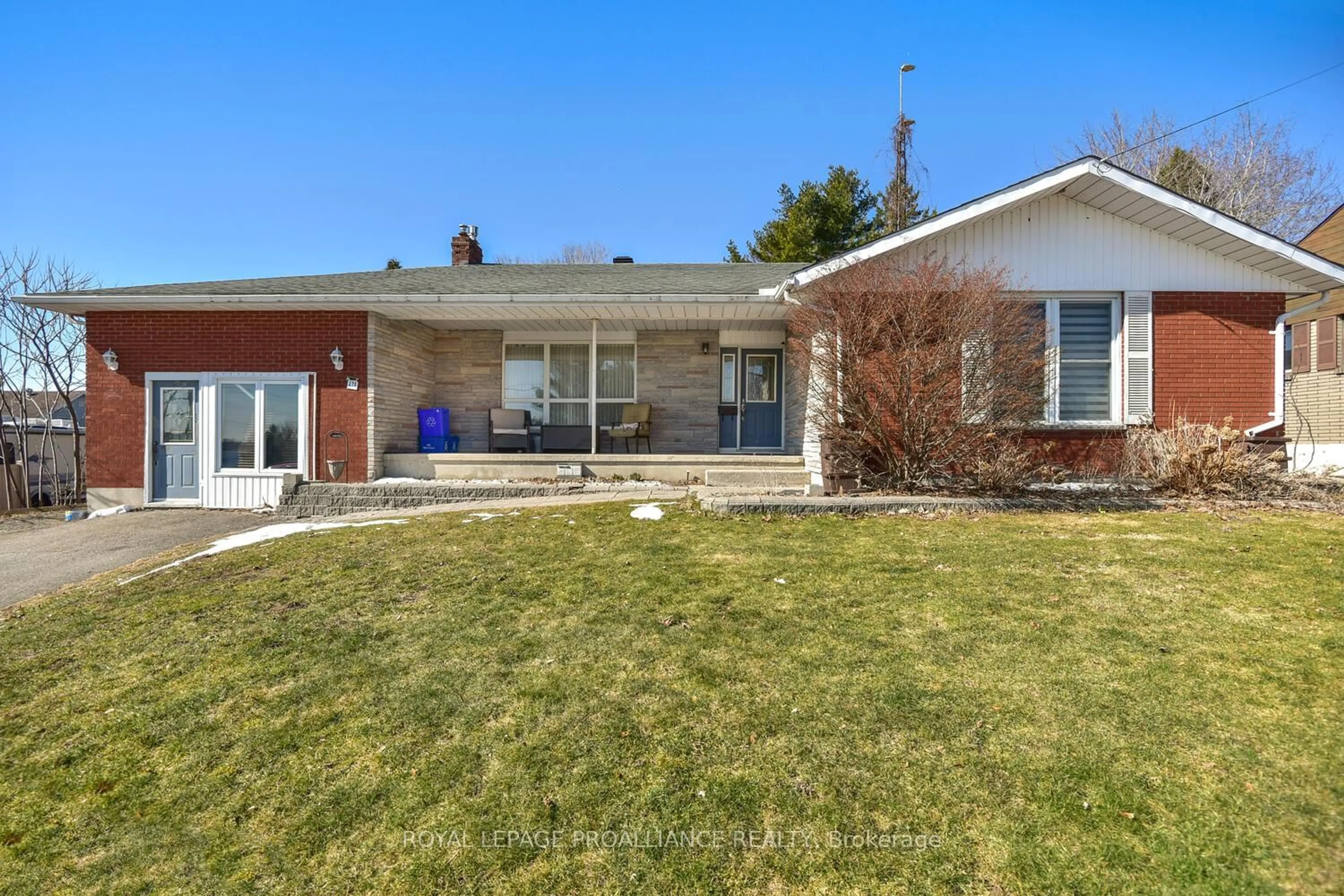 Home with brick exterior material, street for 275 Boundary St, Prescott Ontario K0E 1T0