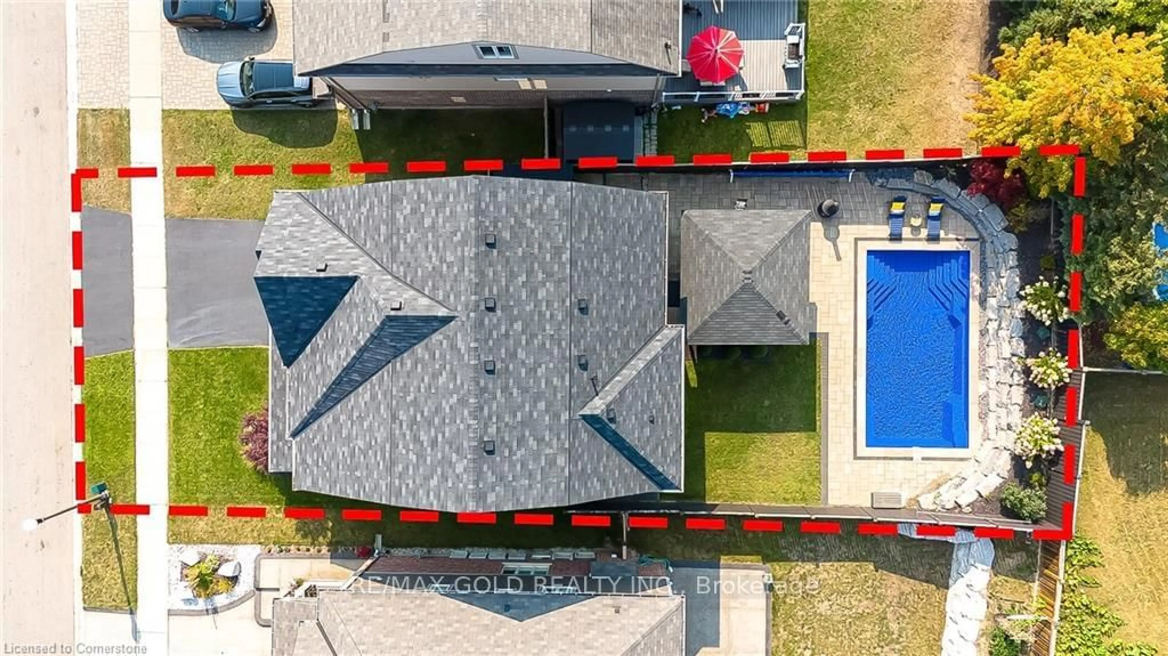A pic from outside/outdoor area/front of a property/back of a property/a pic from drone, unknown for 15 Wetland Way, Kitchener Ontario N2P 0C3