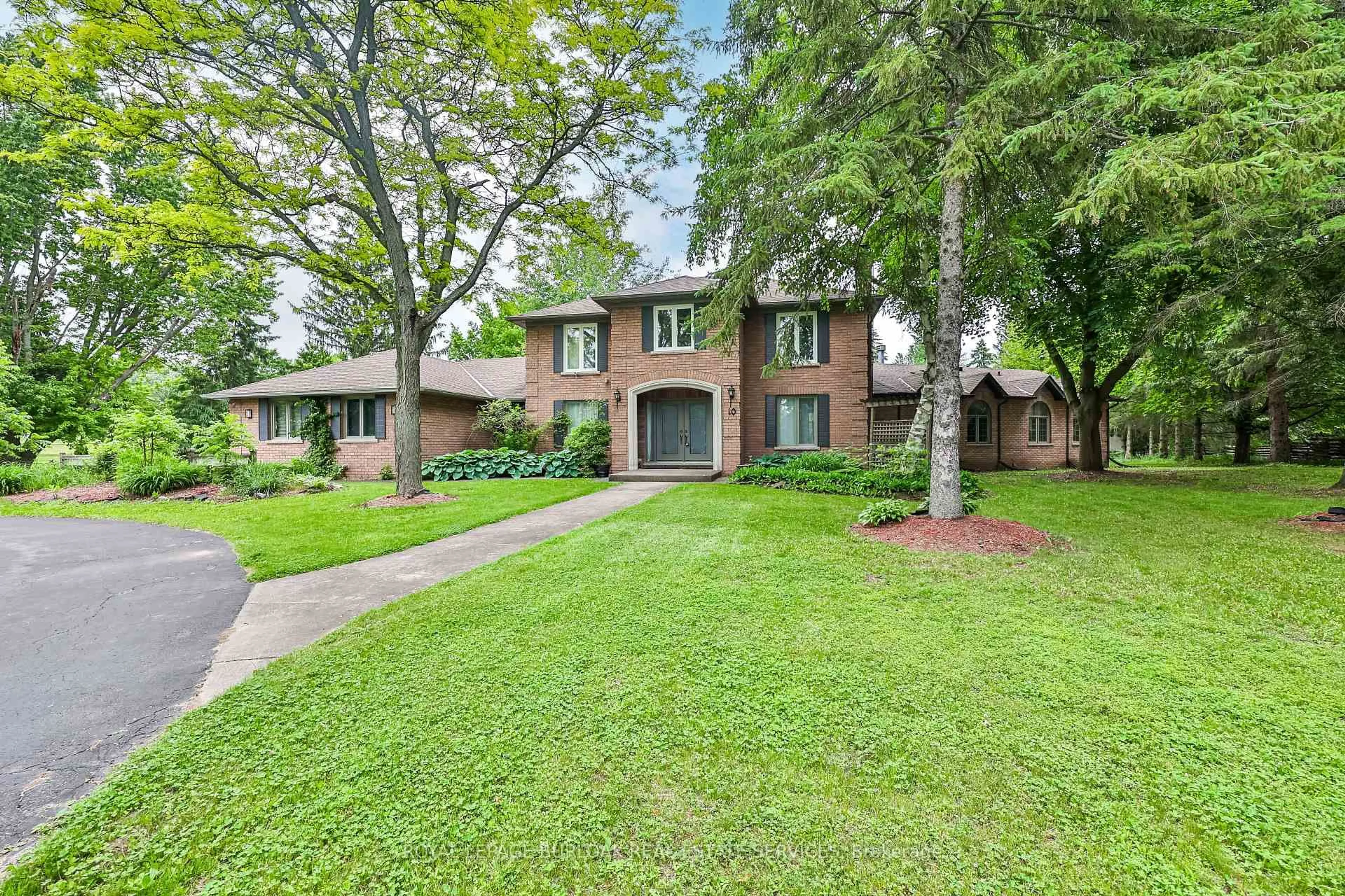 Home with brick exterior material, street for 10 Karendale Cres, Hamilton Ontario L0R 1K0