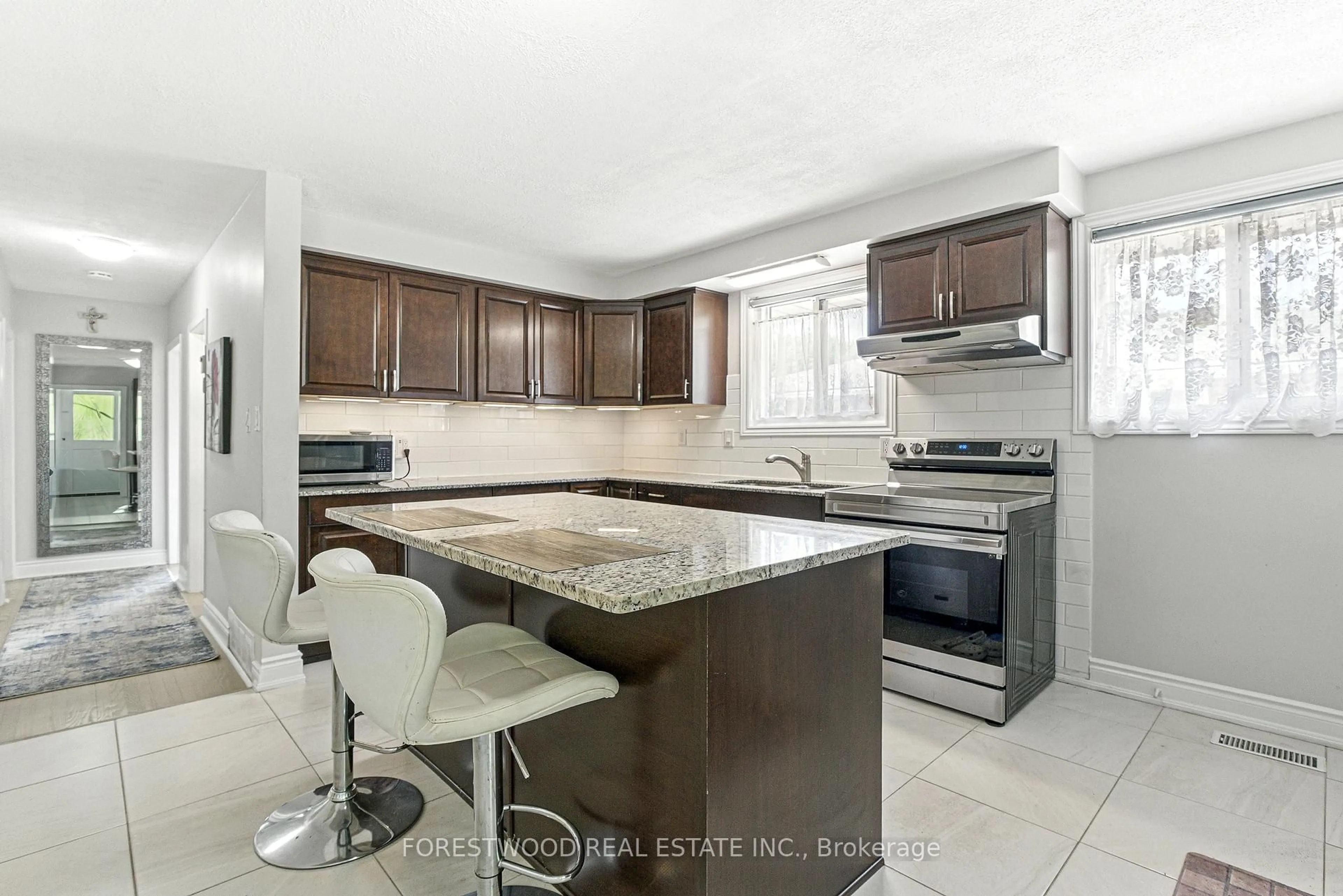 Standard kitchen, ceramic/tile floor for 161 Mohawk Rd, Hamilton Ontario L9C 1W2