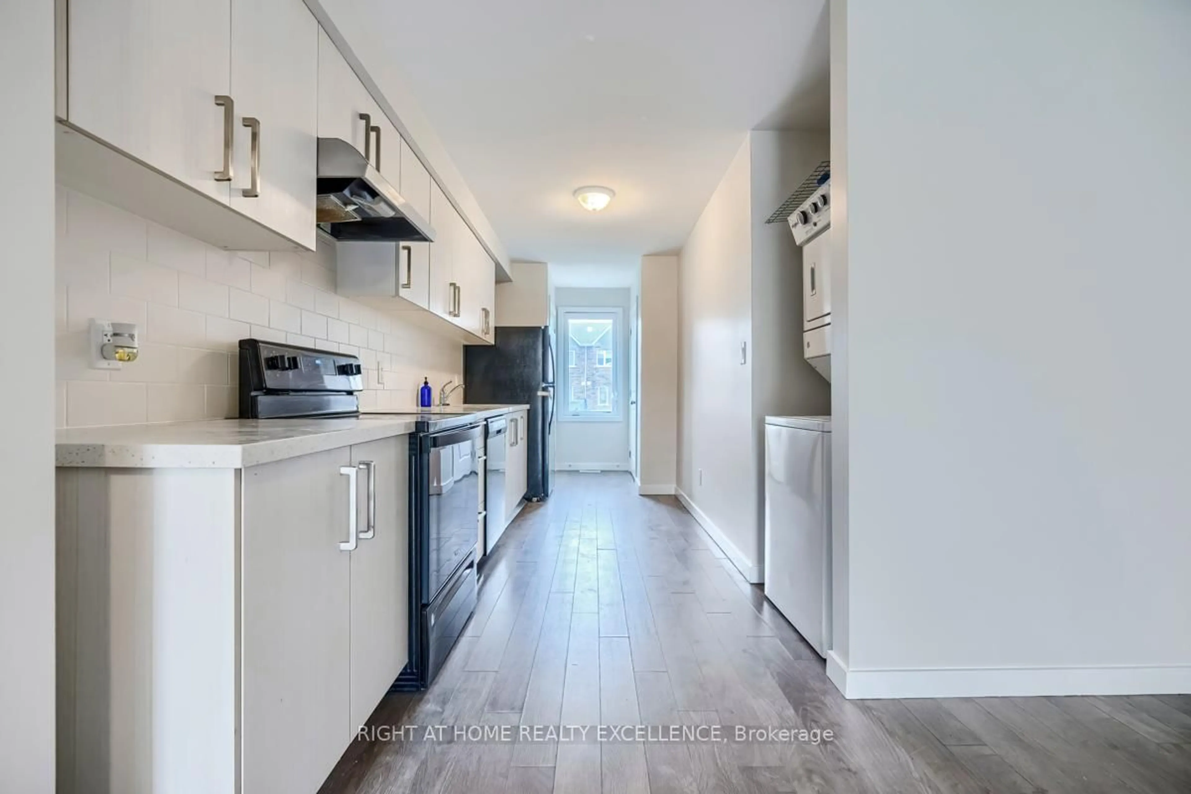 Unknown for 380 Chaffey St #380, Welland Ontario L3B 2Z1