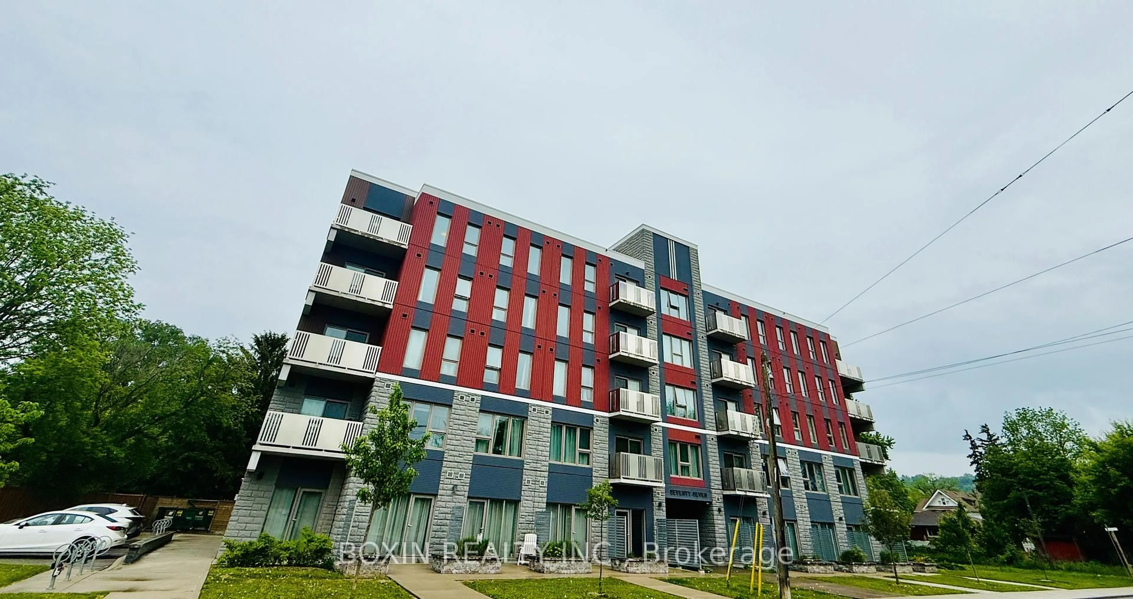 Unknown for 77 Leland St #319, Hamilton Ontario L8S 3A1