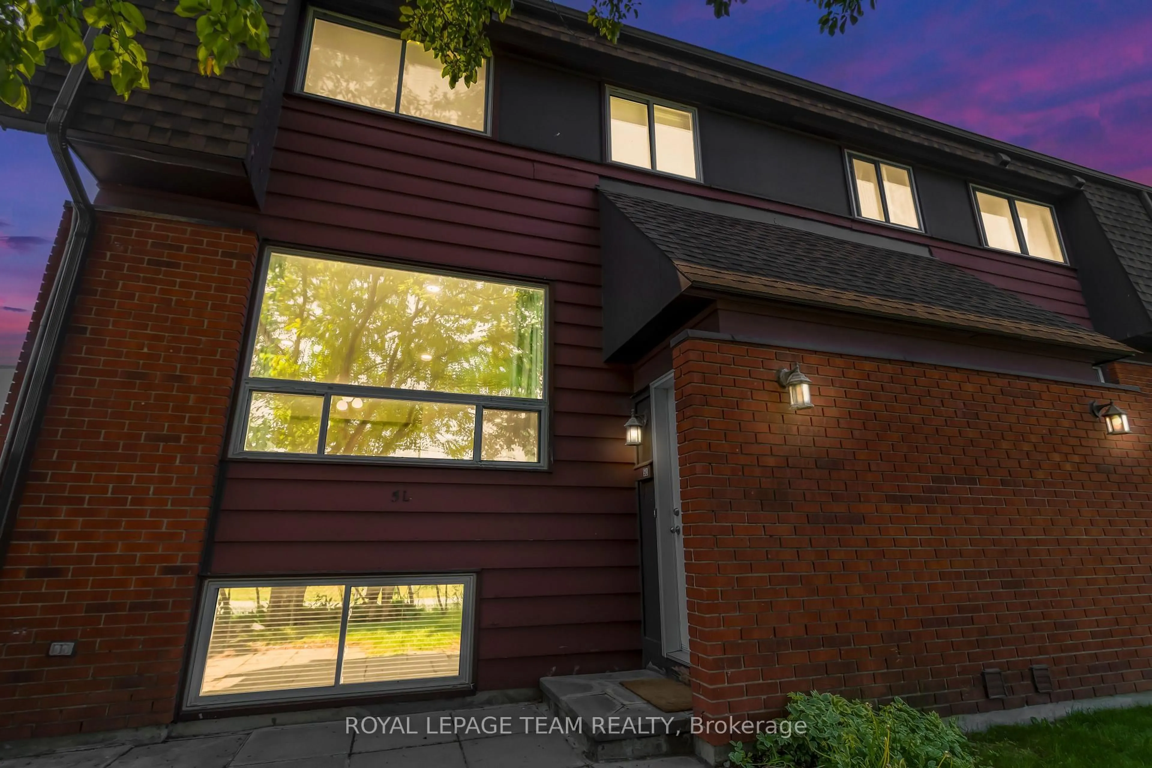 Home with brick exterior material, street for 5 Banner Rd #L, Ottawa Ontario K2H 8T3