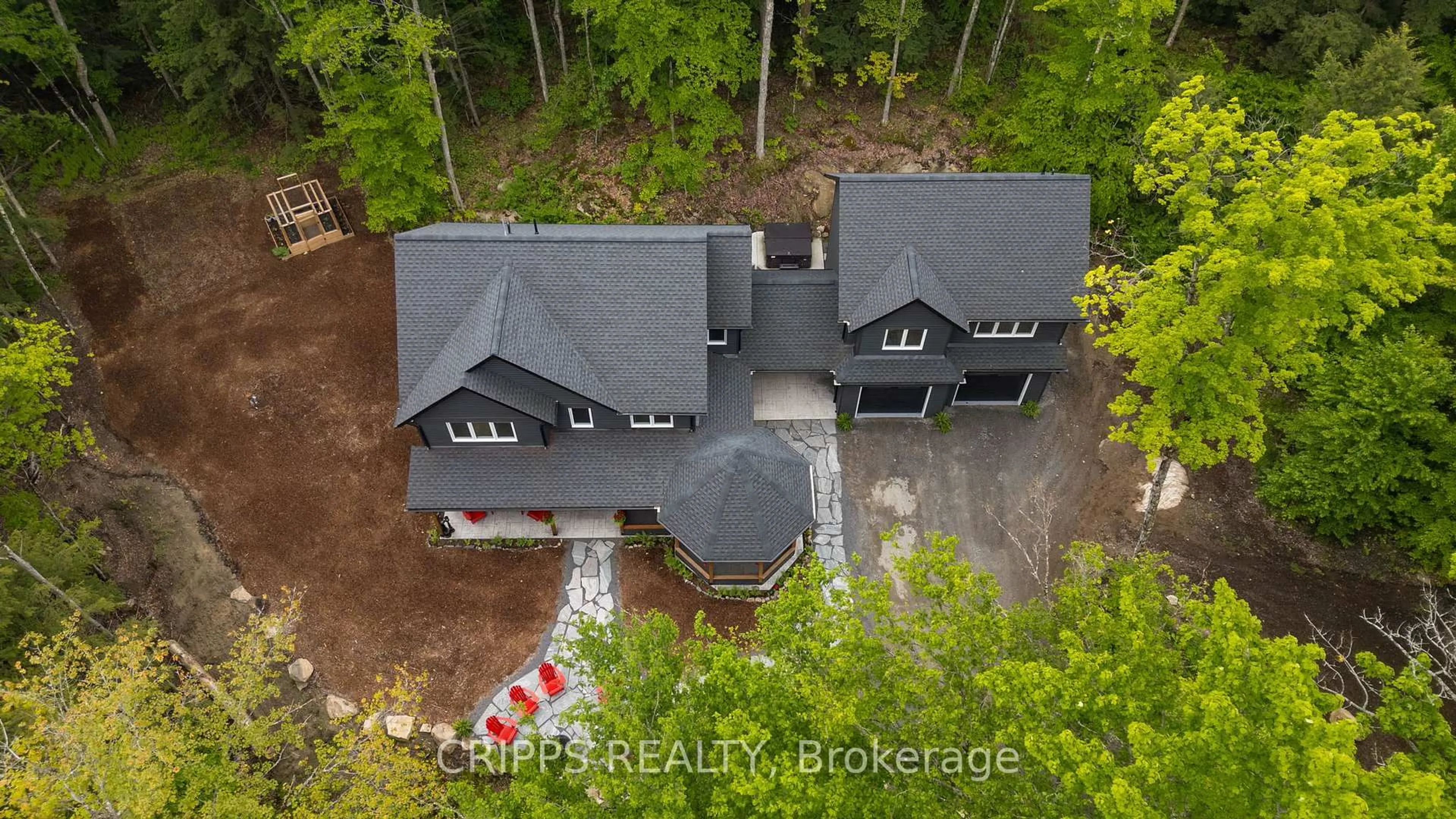 A pic from outside/outdoor area/front of a property/back of a property/a pic from drone, building for 4620 Aspdin Rd, Muskoka Lakes Ontario P0C 1J0