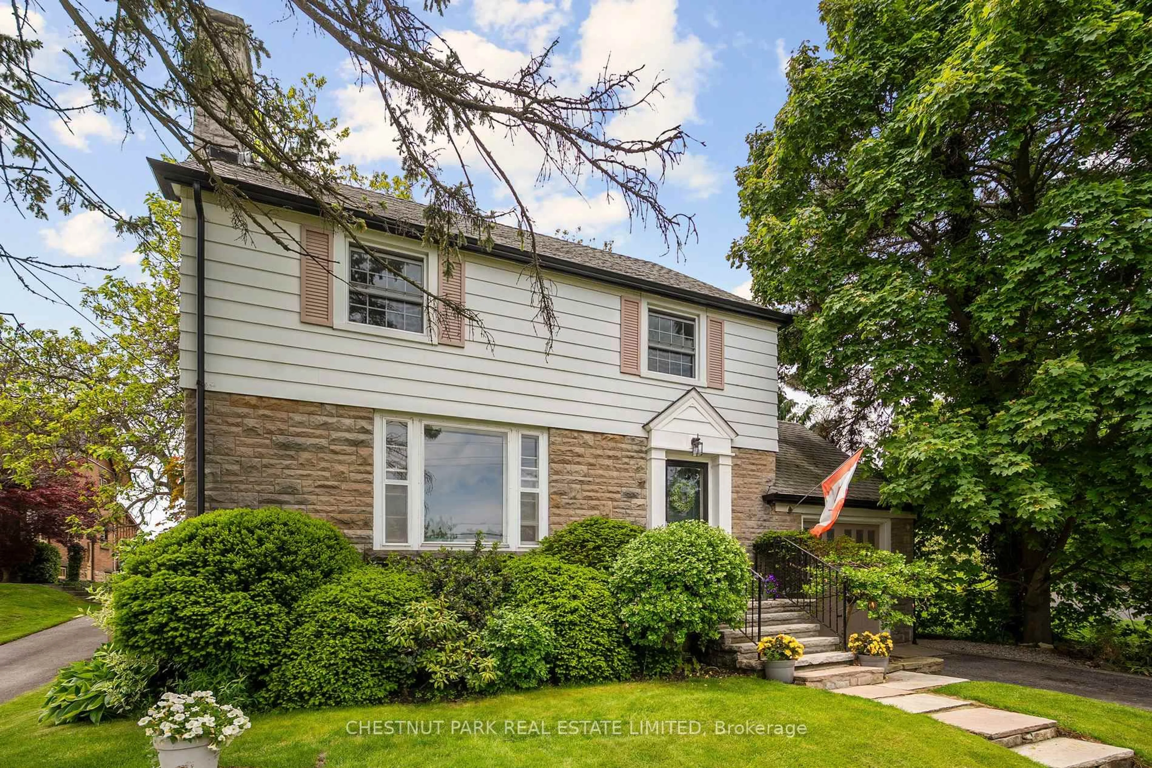 Home with brick exterior material, street for 5170 King St, Lincoln Ontario L0R 1B0
