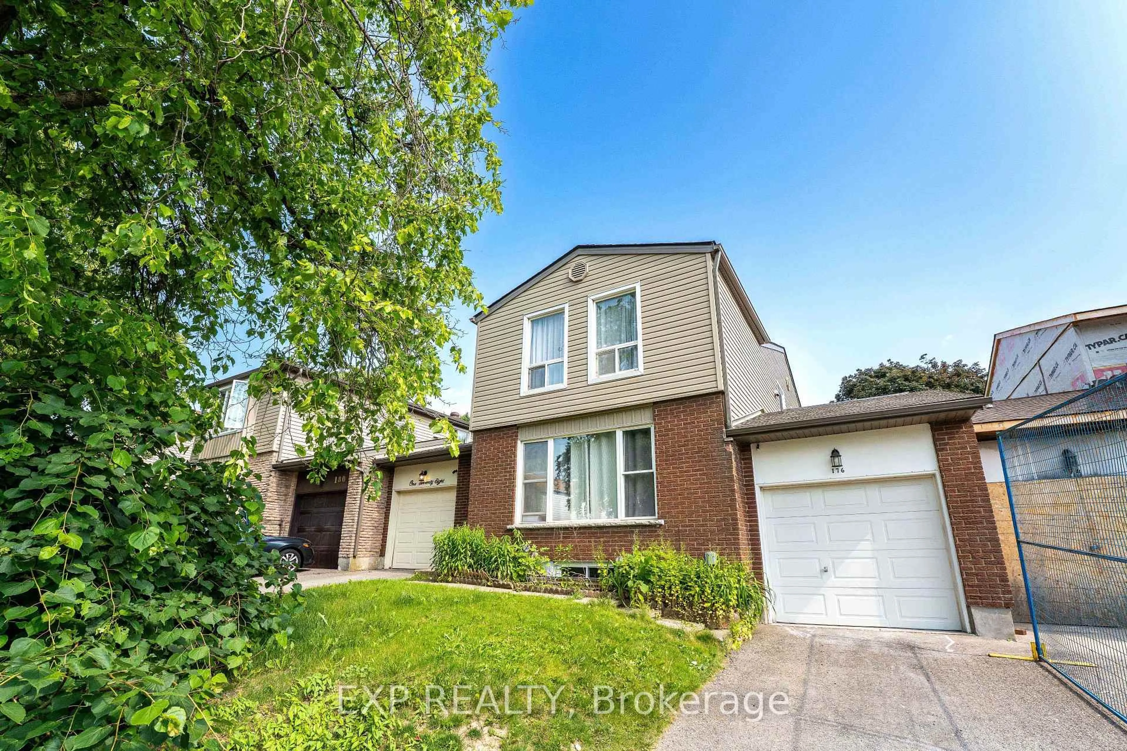 Home with brick exterior material, street for 178 Silver Aspen Cres, Kitchener Ontario N2N 1J1