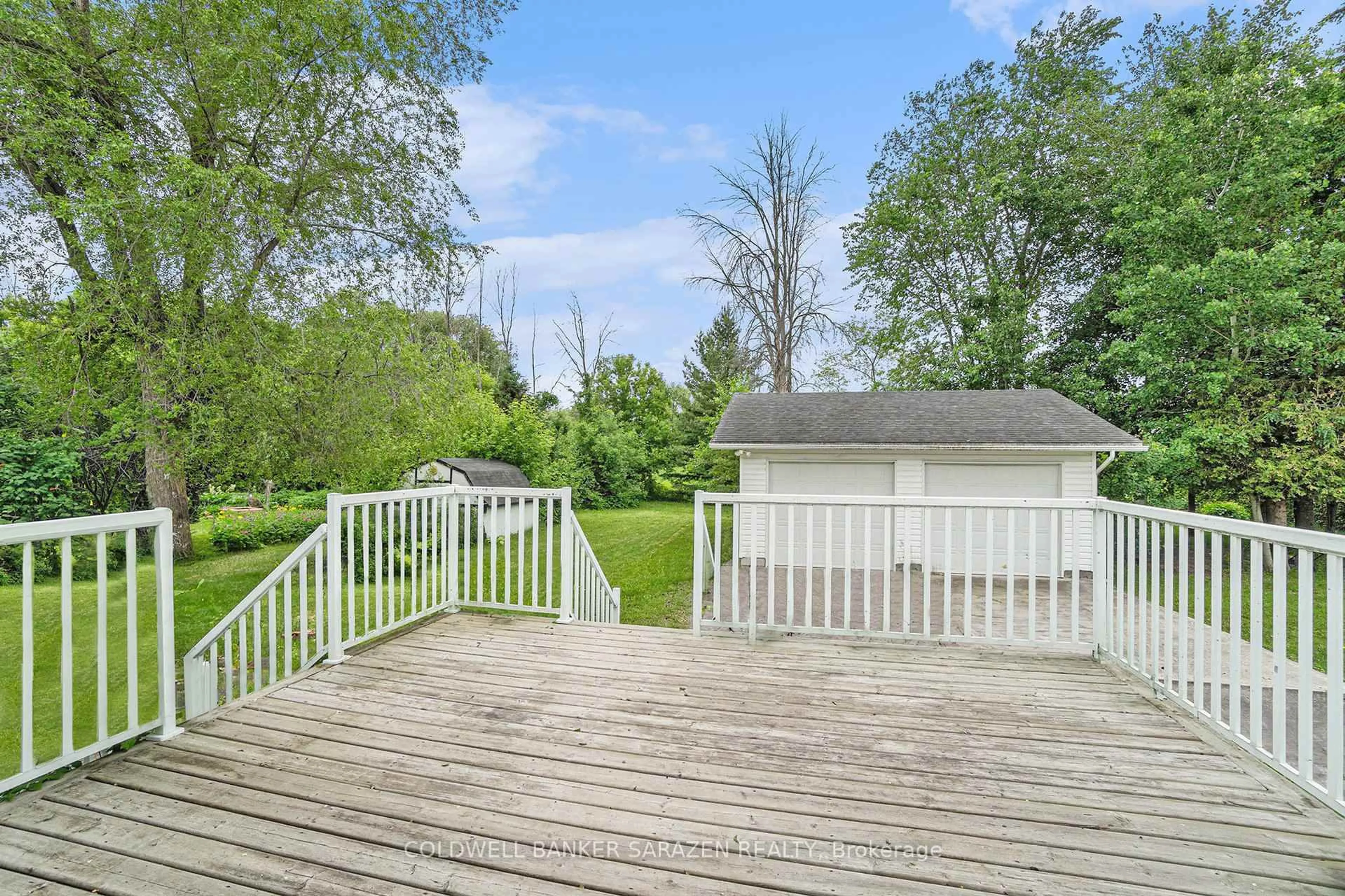 Patio, water/lake/river/ocean view for 139 Arthur St, Arnprior Ontario K7S 1A5