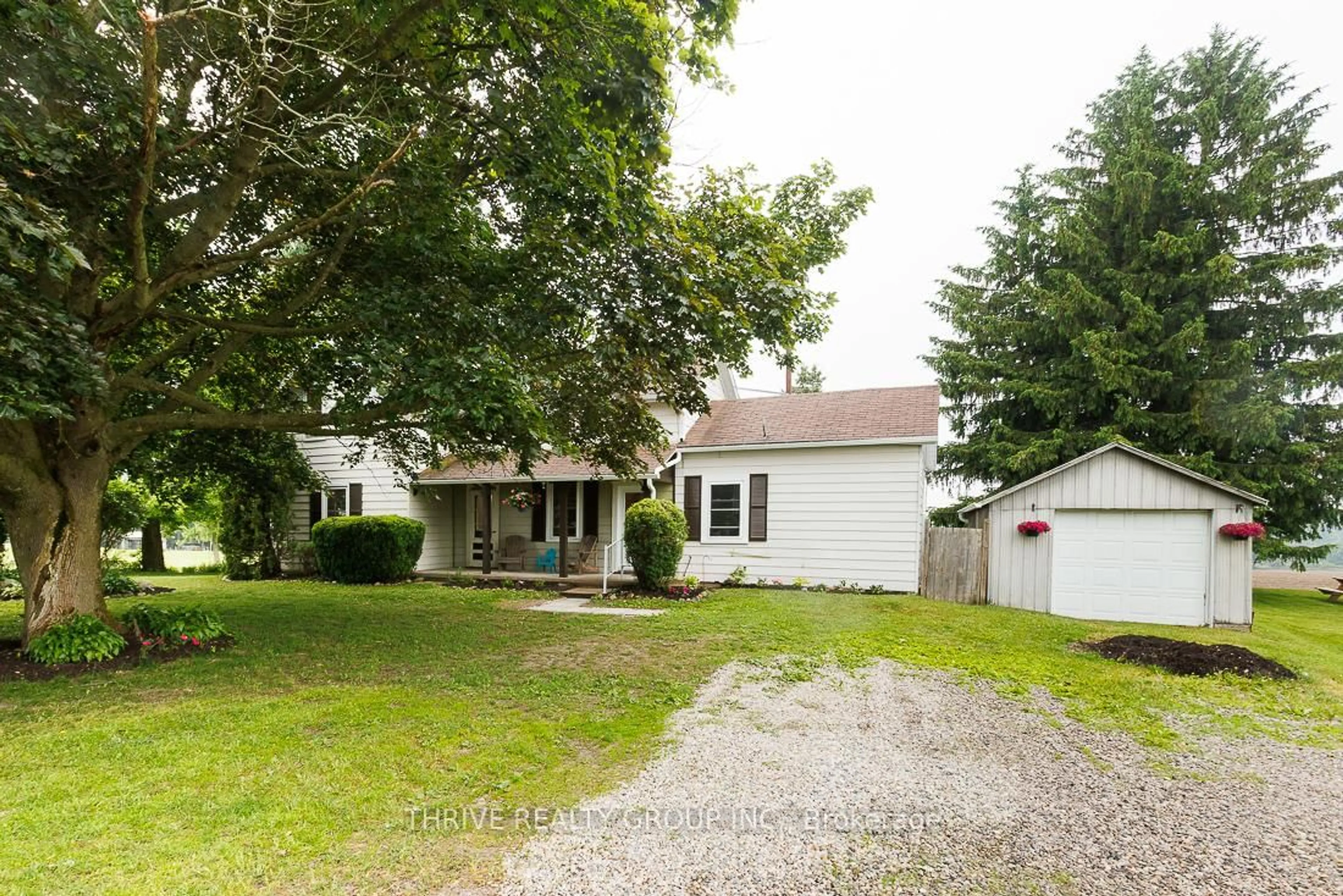 A pic from outside/outdoor area/front of a property/back of a property/a pic from drone, street for 101 Goshen Rd, Norfolk Ontario N4G 4G7