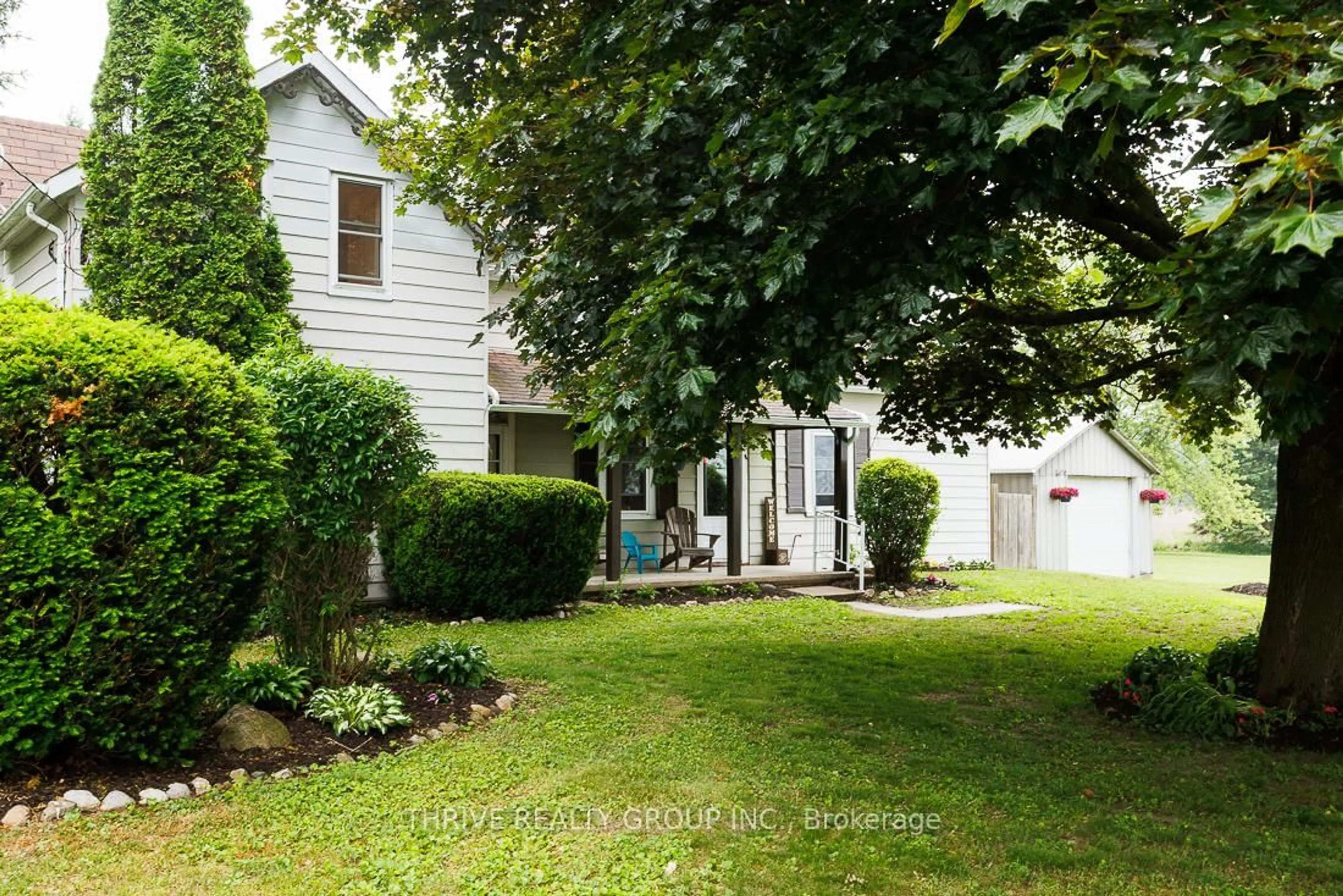 A pic from outside/outdoor area/front of a property/back of a property/a pic from drone, street for 101 Goshen Rd, Norfolk Ontario N4G 4G7