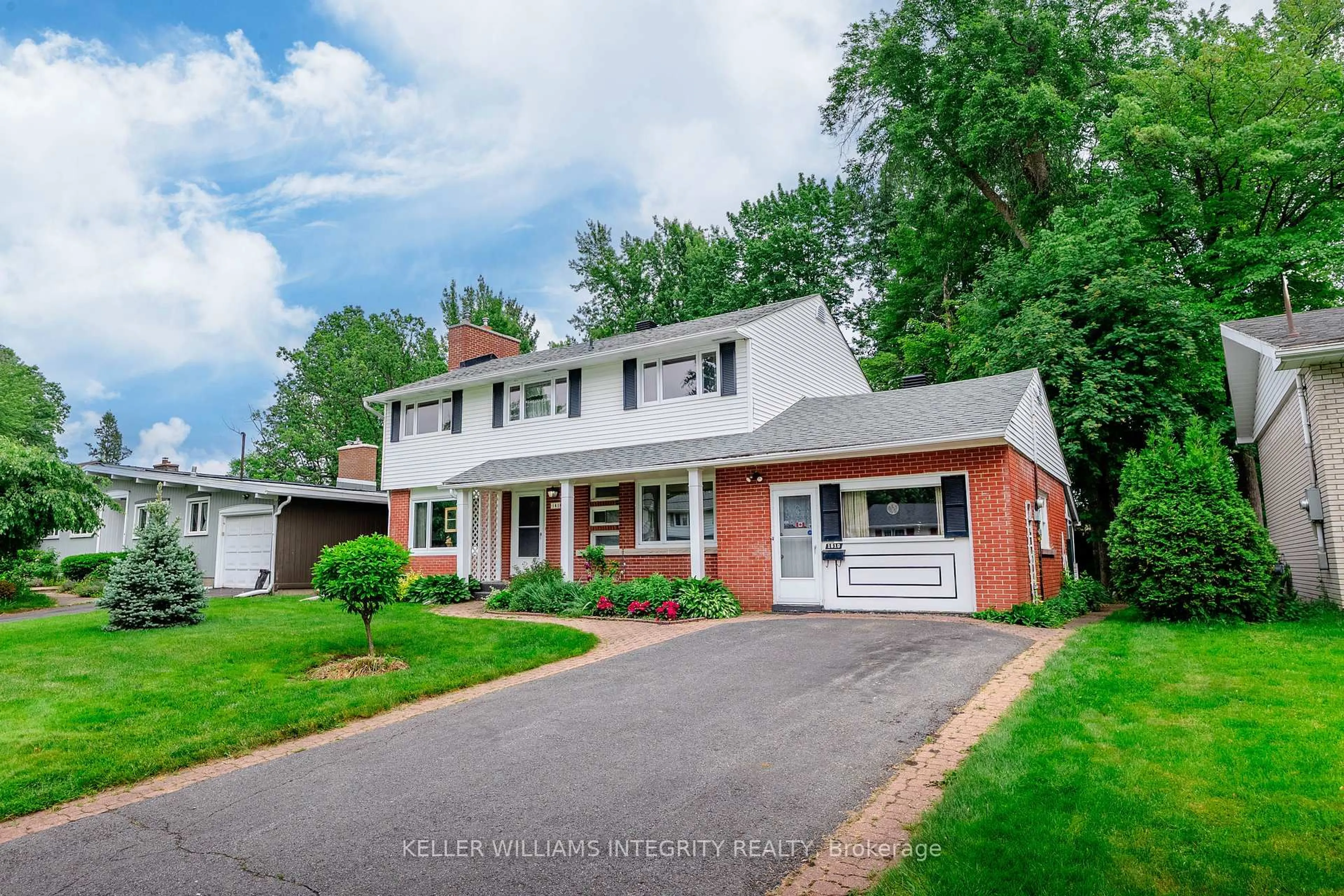 Home with brick exterior material, street for 1610 Charles St, Cornwall Ontario K6J 1Z4