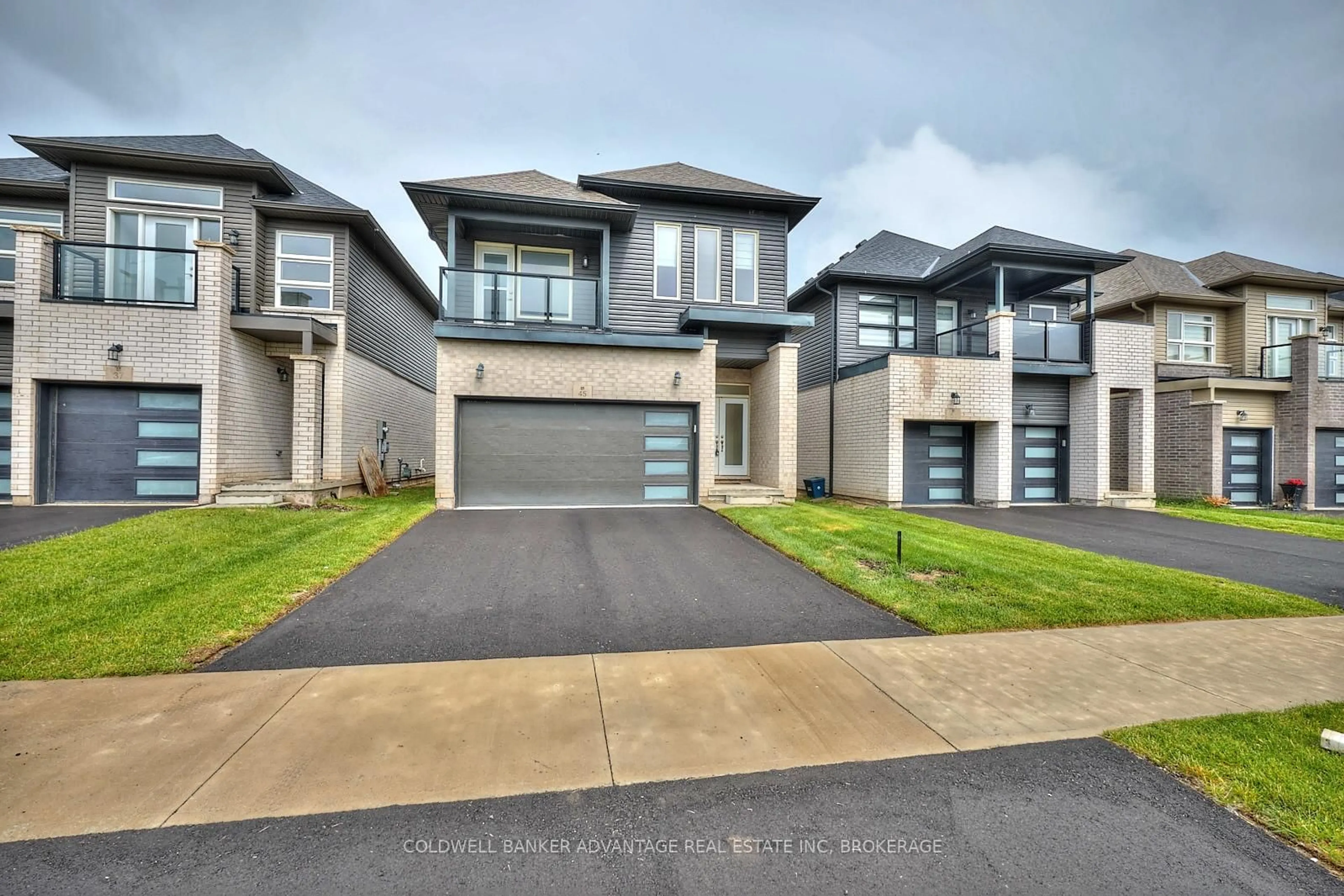 Unknown for 45 MCLAUGHLIN St, Welland Ontario L3B 0J9