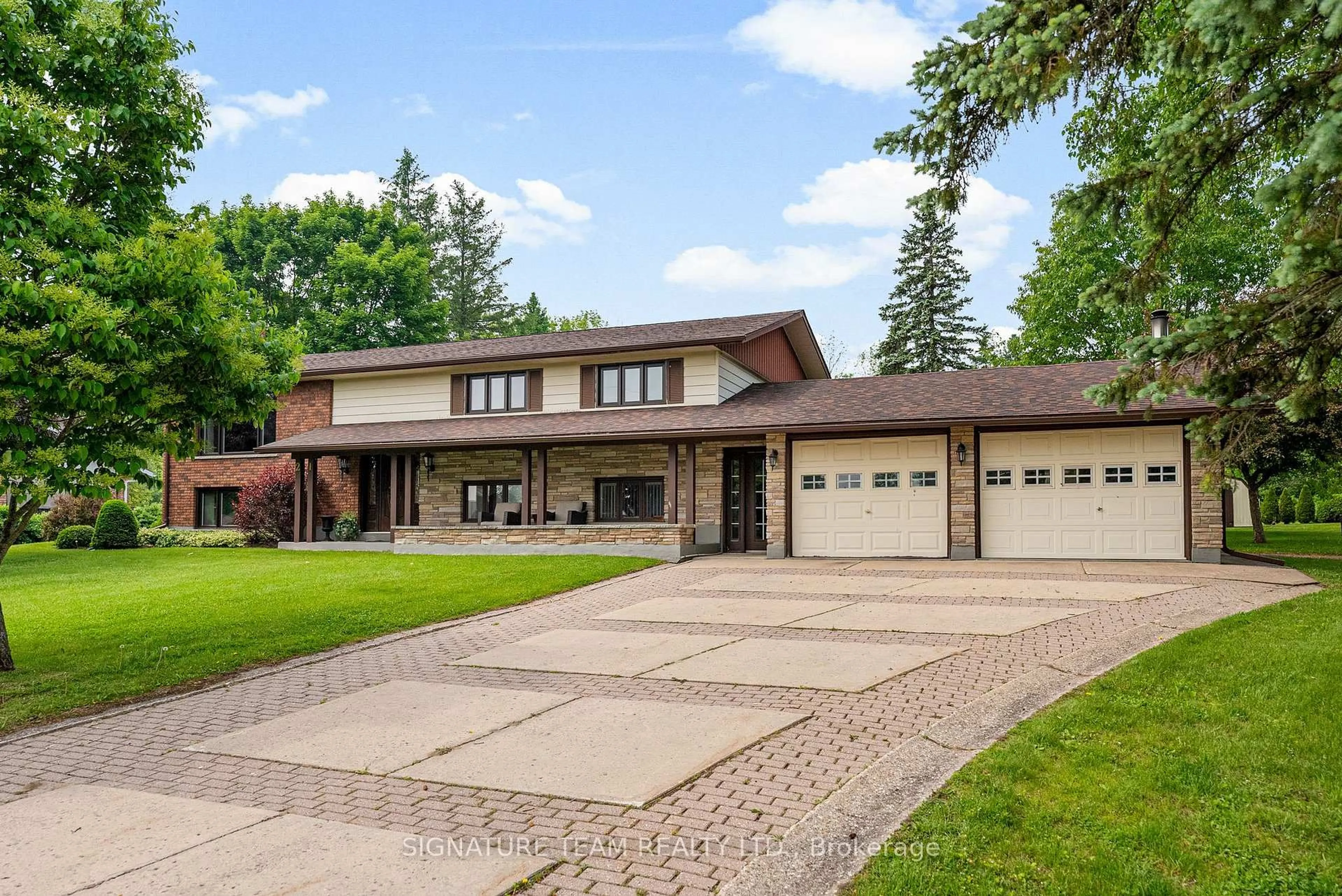 Home with brick exterior material, street for 21 Ross St, Cobden Ontario K0J 1K0