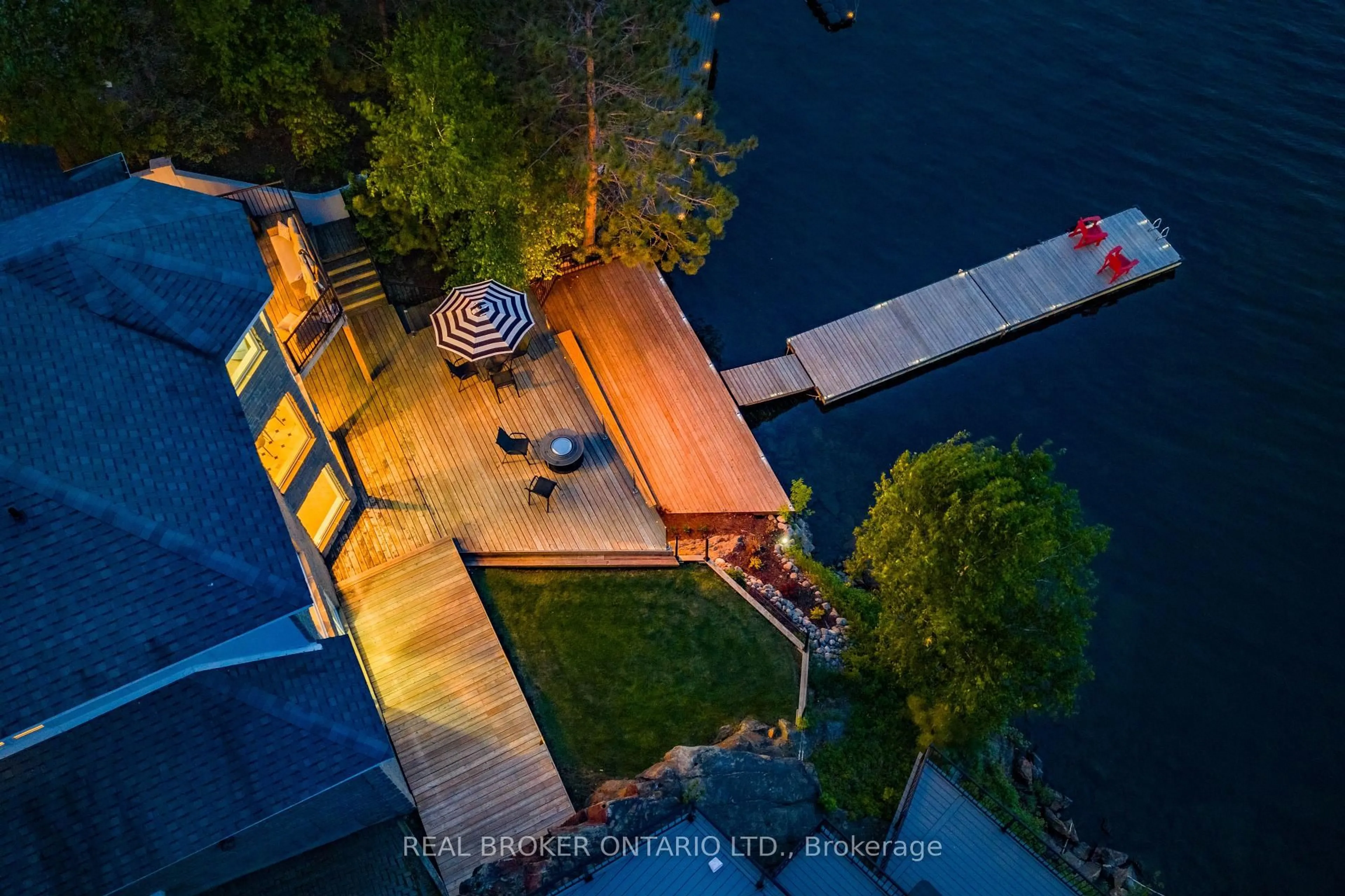 A pic from outside/outdoor area/front of a property/back of a property/a pic from drone, city buildings view from balcony for 1060 Ramsey Lake Rd, Greater Sudbury Ontario P3E 6J7