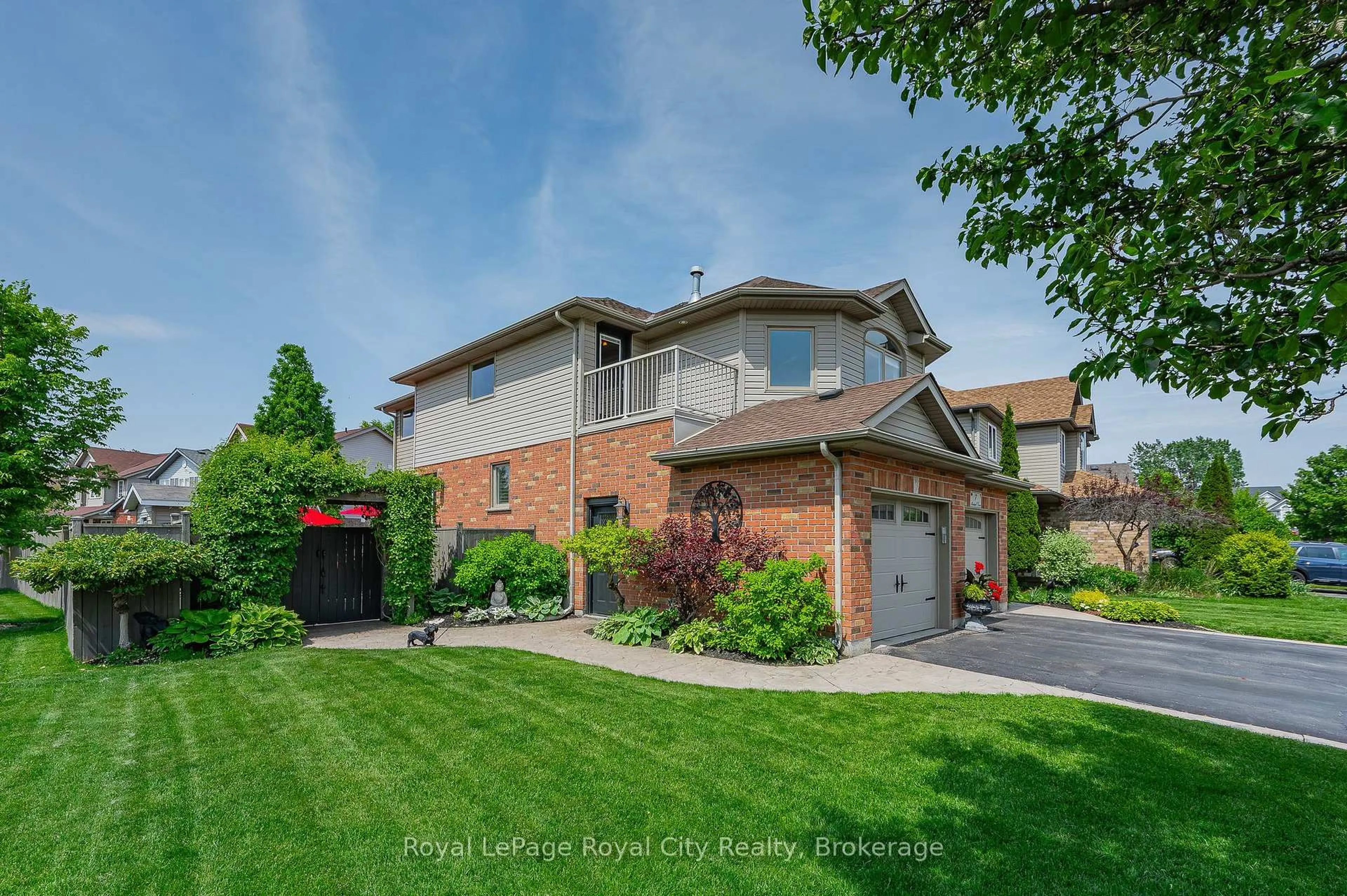 Home with brick exterior material, street for 7 Marigold Dr, Guelph Ontario N1C 1G5
