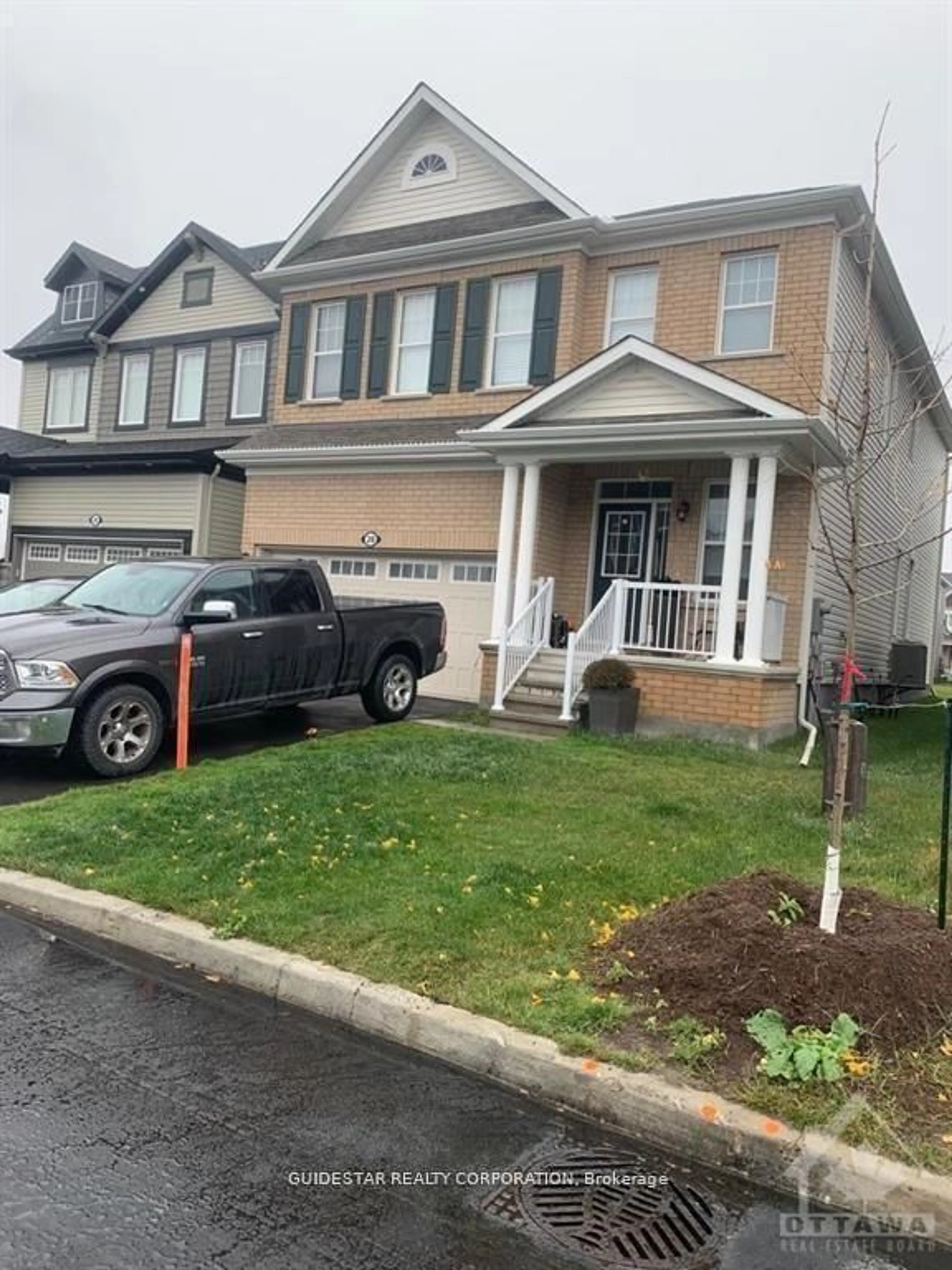 Home with vinyl exterior material, street for 28 Oxalis Cres, Ottawa Ontario K2V 0J6