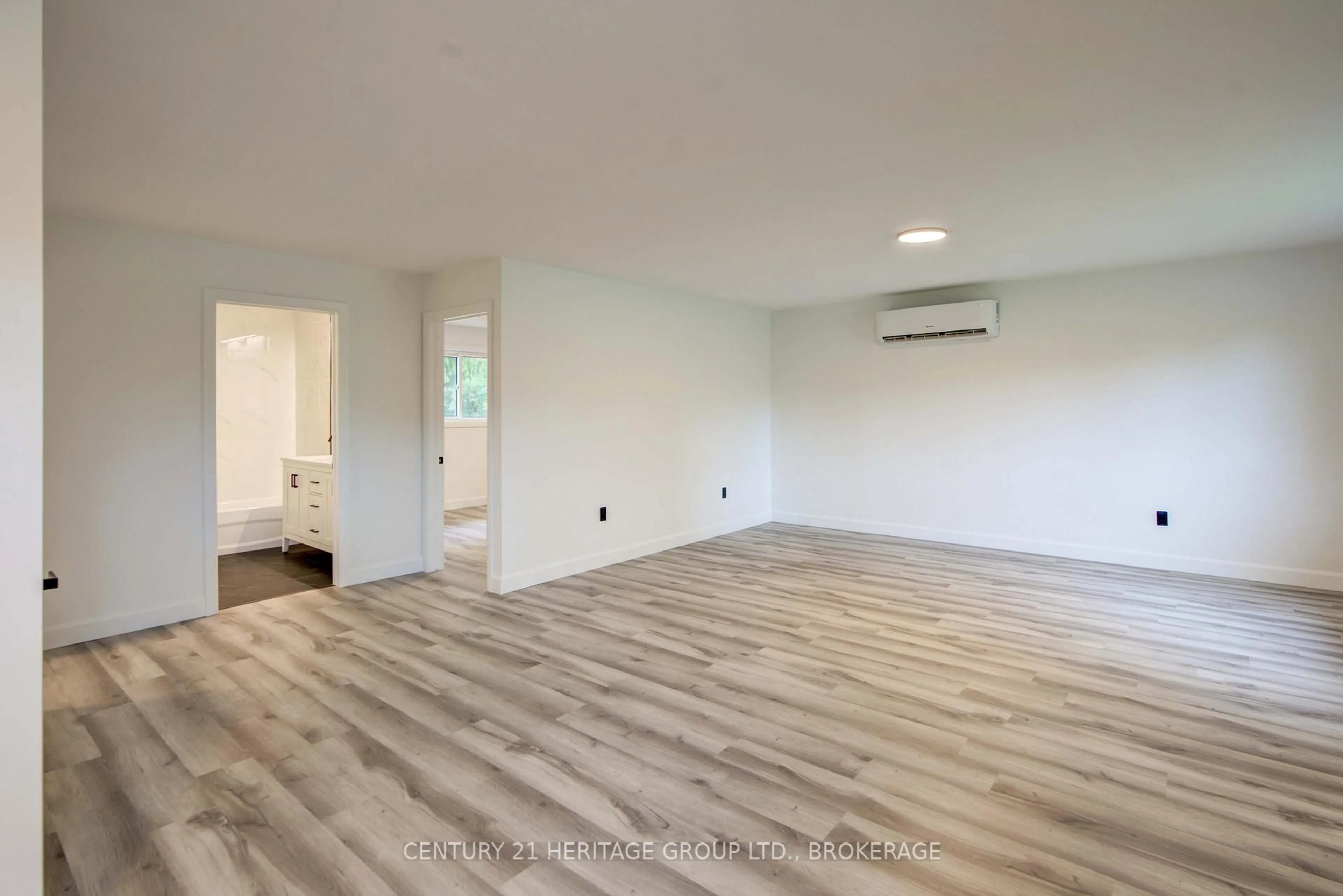 A pic of a room for 2831 Perth Rd, Kingston Ontario K0H 1S0
