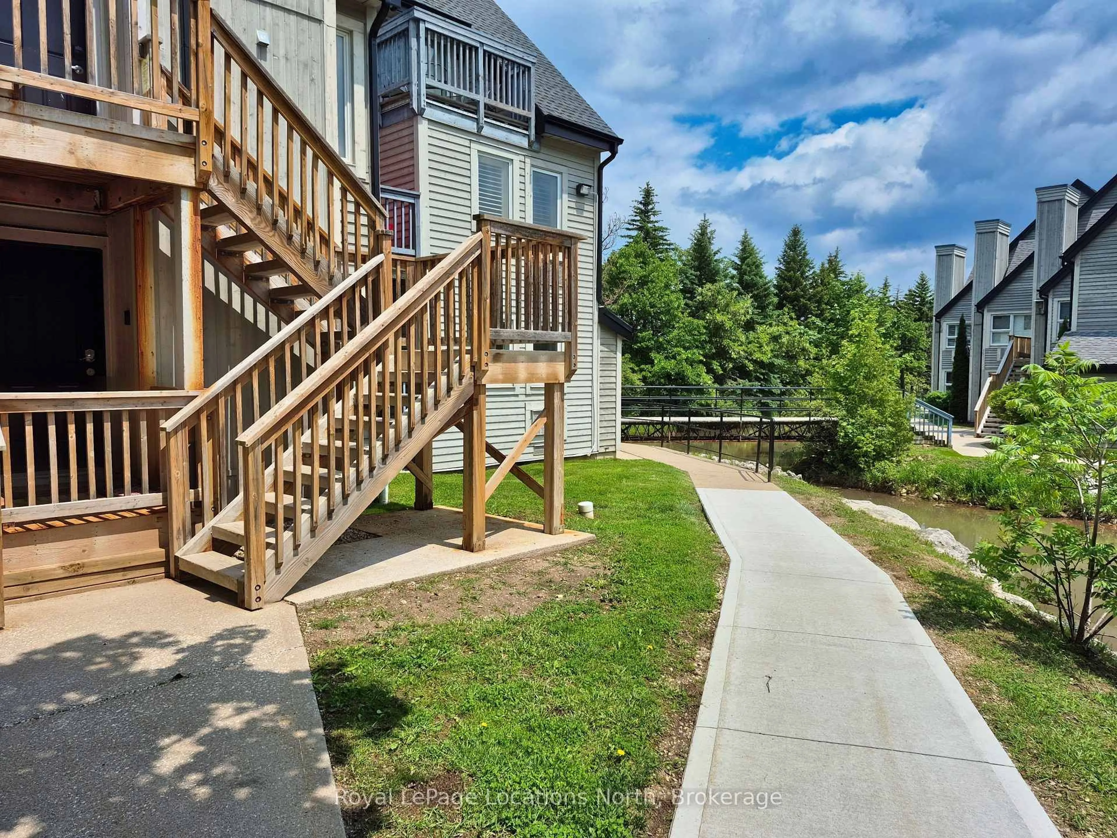 Patio, unknown for 796468 Grey 19 Rd #508, Blue Mountains Ontario L9Y 0N6