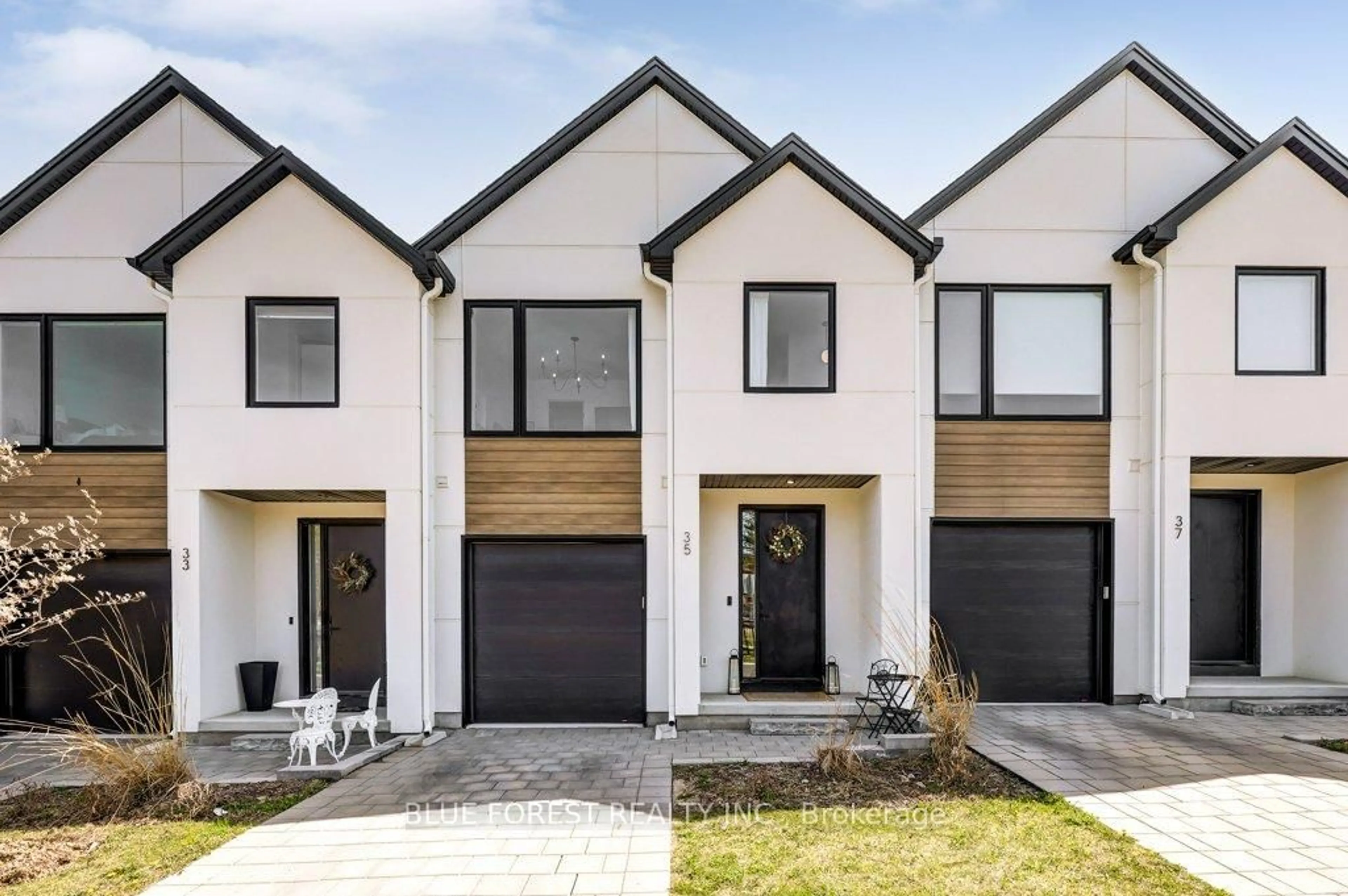 Home with brick exterior material, street for 1965 Upperpoint Gate #35, London South Ontario N6K 0K2