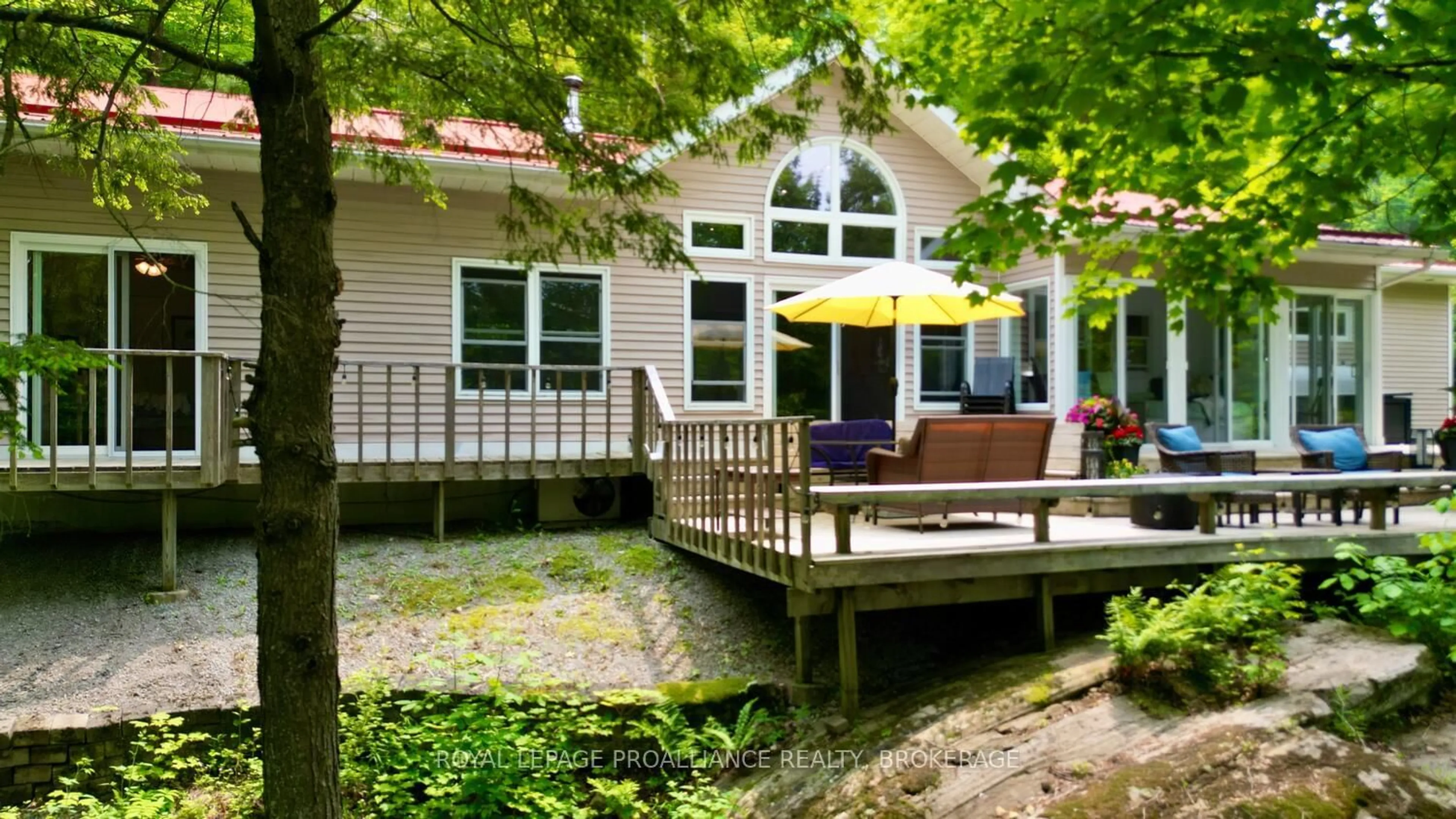 Patio, water/lake/river/ocean view for 1105 Tober Lane, Perth Road Ontario K0H 2L0