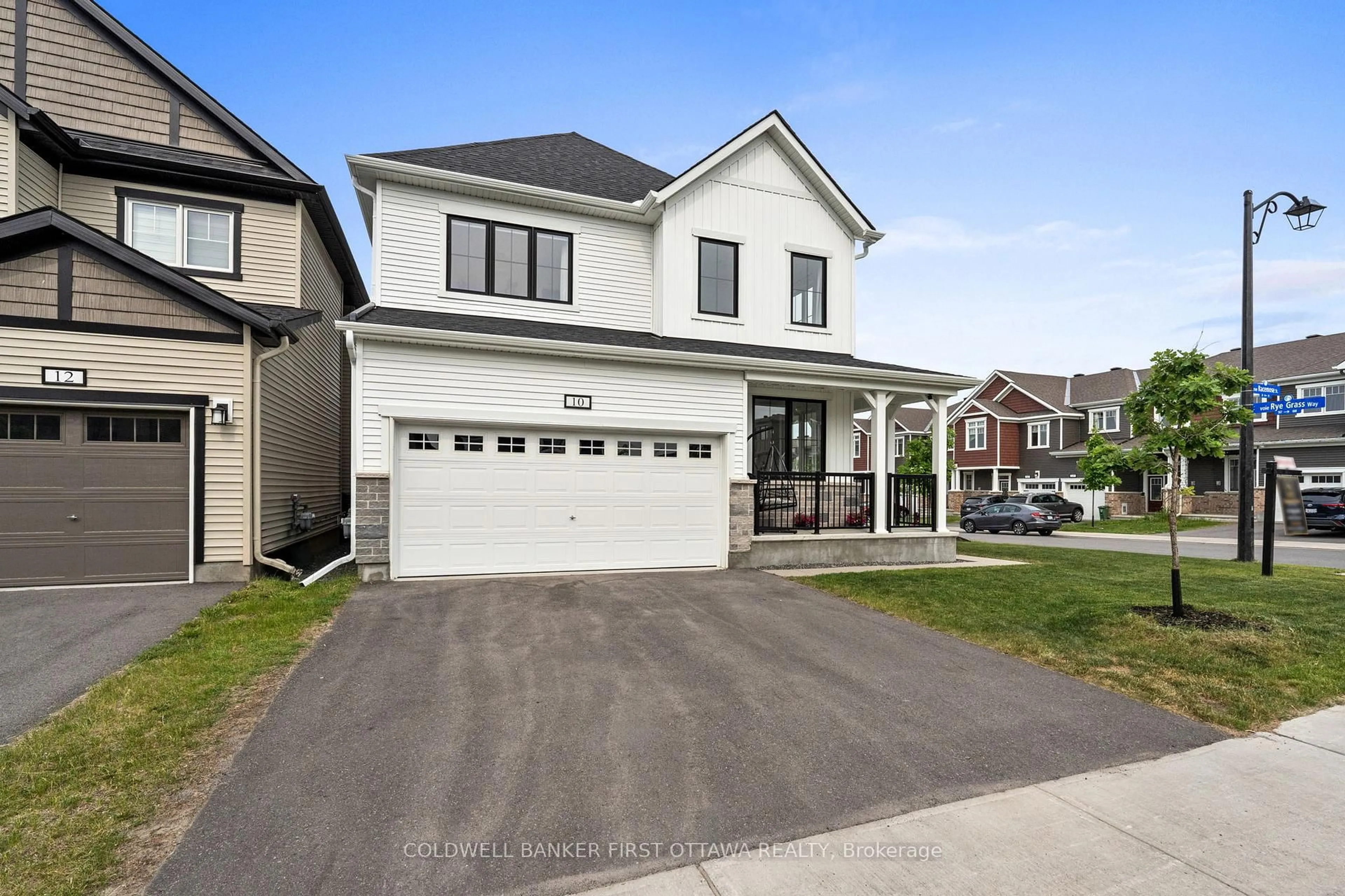 Home with vinyl exterior material, street for 10 RACEMOSE St, Ottawa Ontario K2J 6Z9