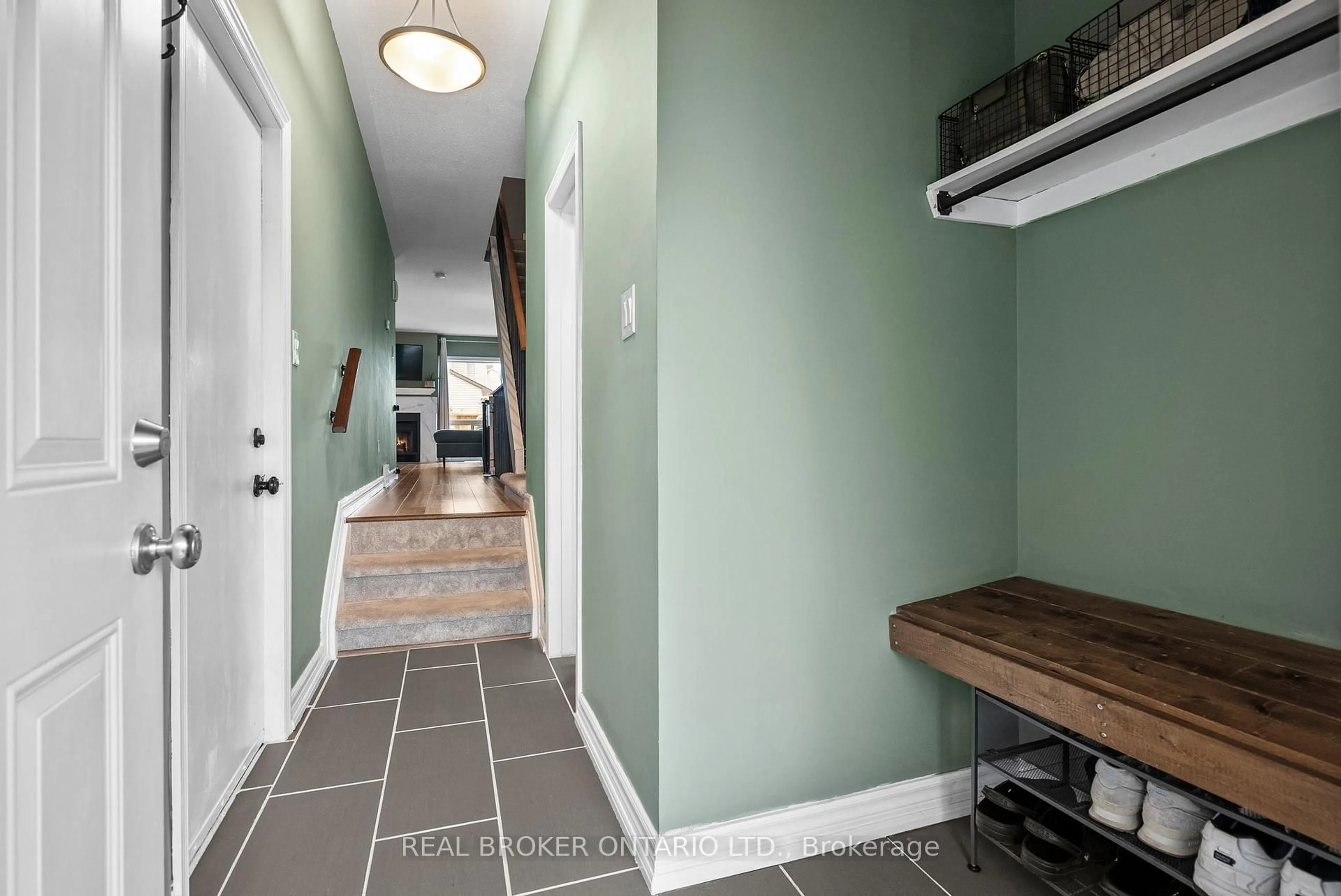 Indoor entryway for 16 Alfa St, Nepean Ontario K2J 3R5