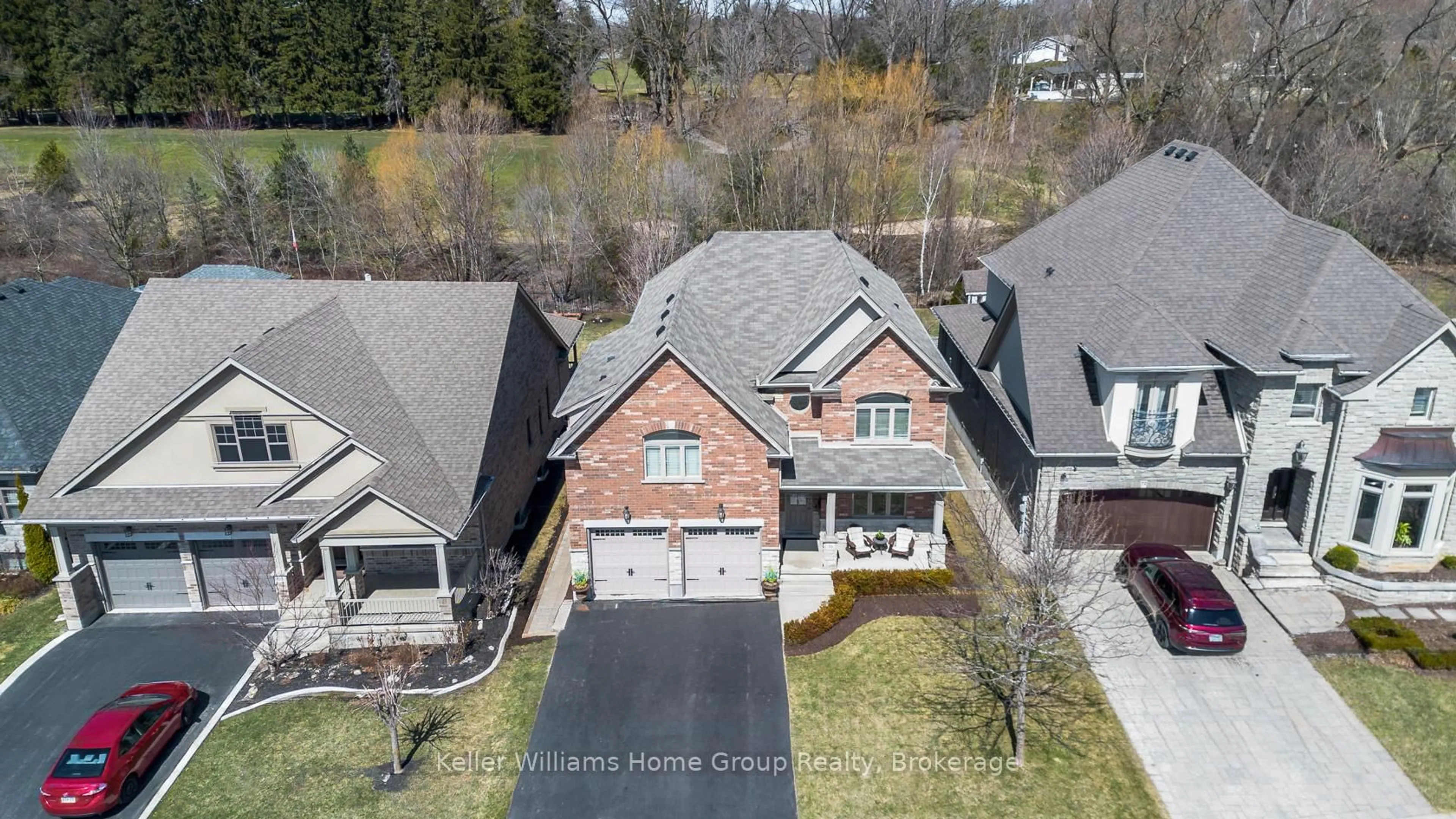 A pic from outside/outdoor area/front of a property/back of a property/a pic from drone, street for 70 Waverley Dr, Guelph Ontario N1E 6C8