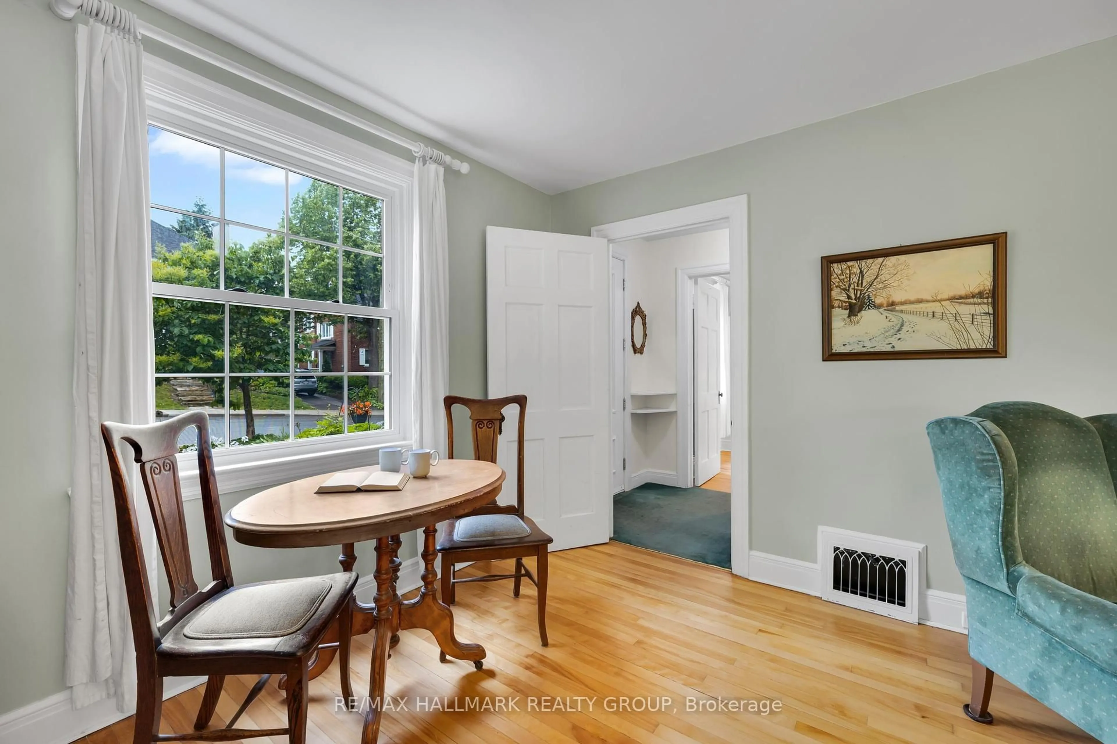 Dining room, unknown for 249 Old Irving Pl, Ottawa Ontario K1Y 1Z9