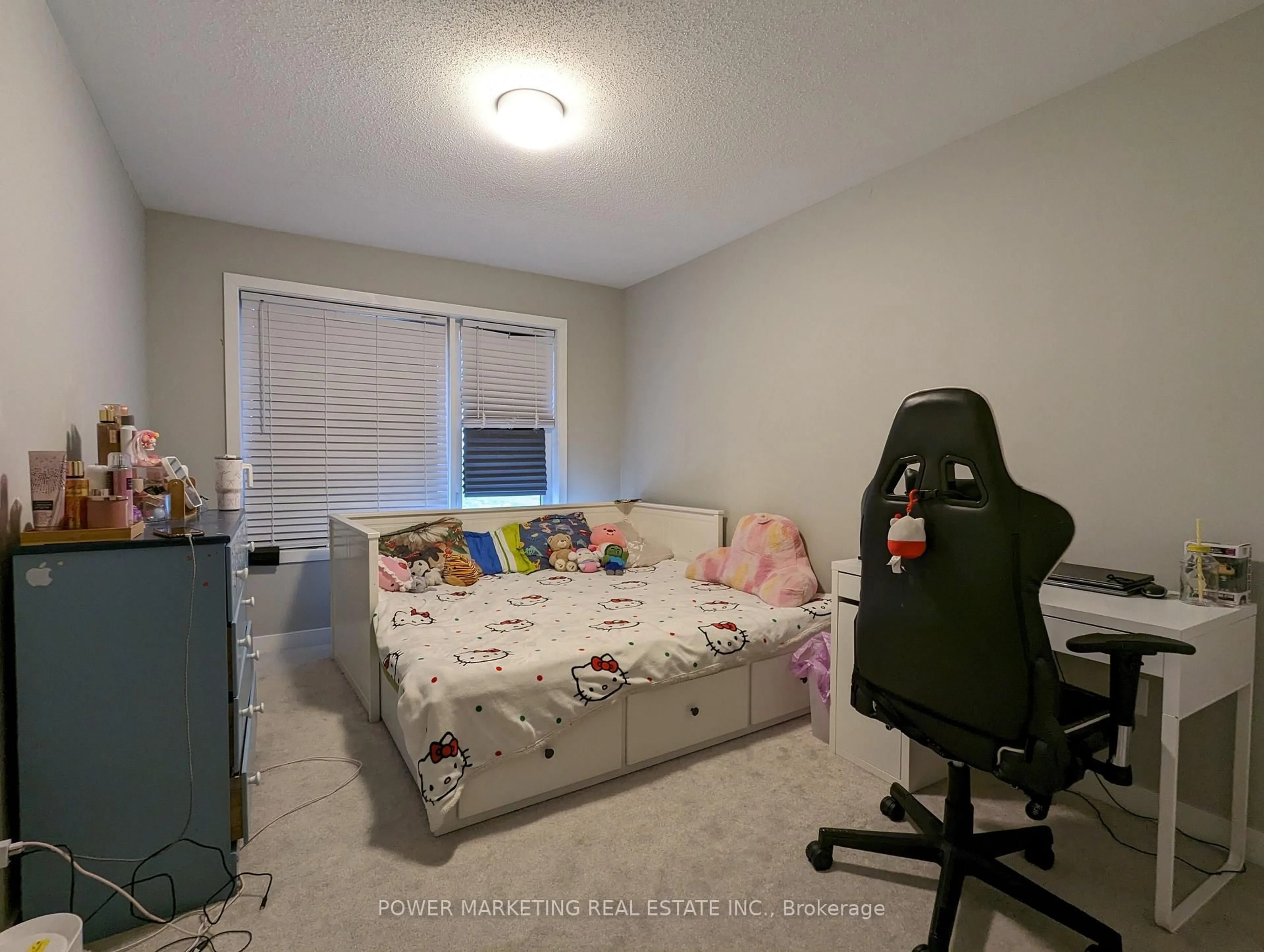 A pic of a room for 30 Limnos Lane, Ottawa Ontario K2S 0V5