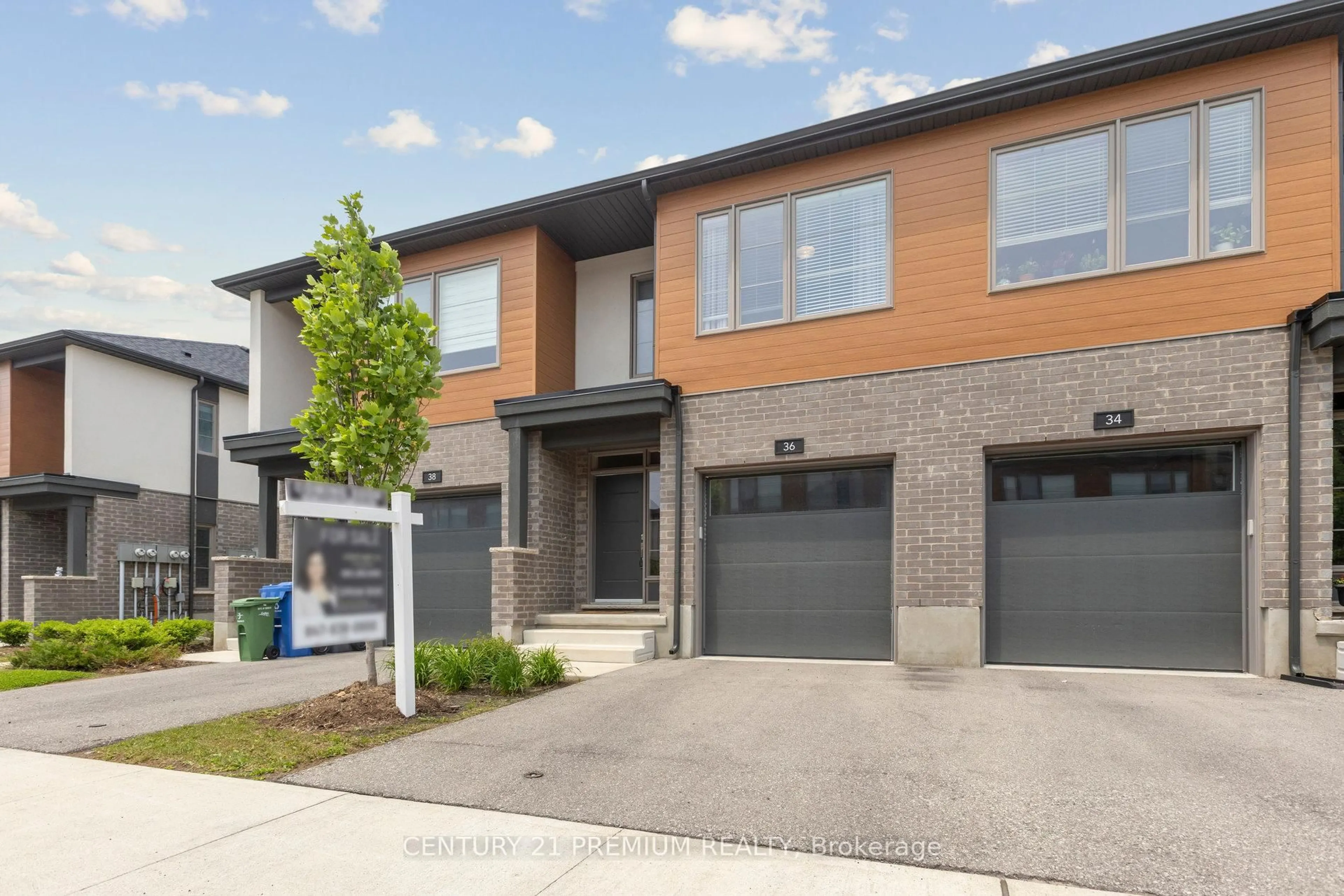 Home with brick exterior material, street for 36 Steel Cres #29, Guelph Ontario N1E 0S7