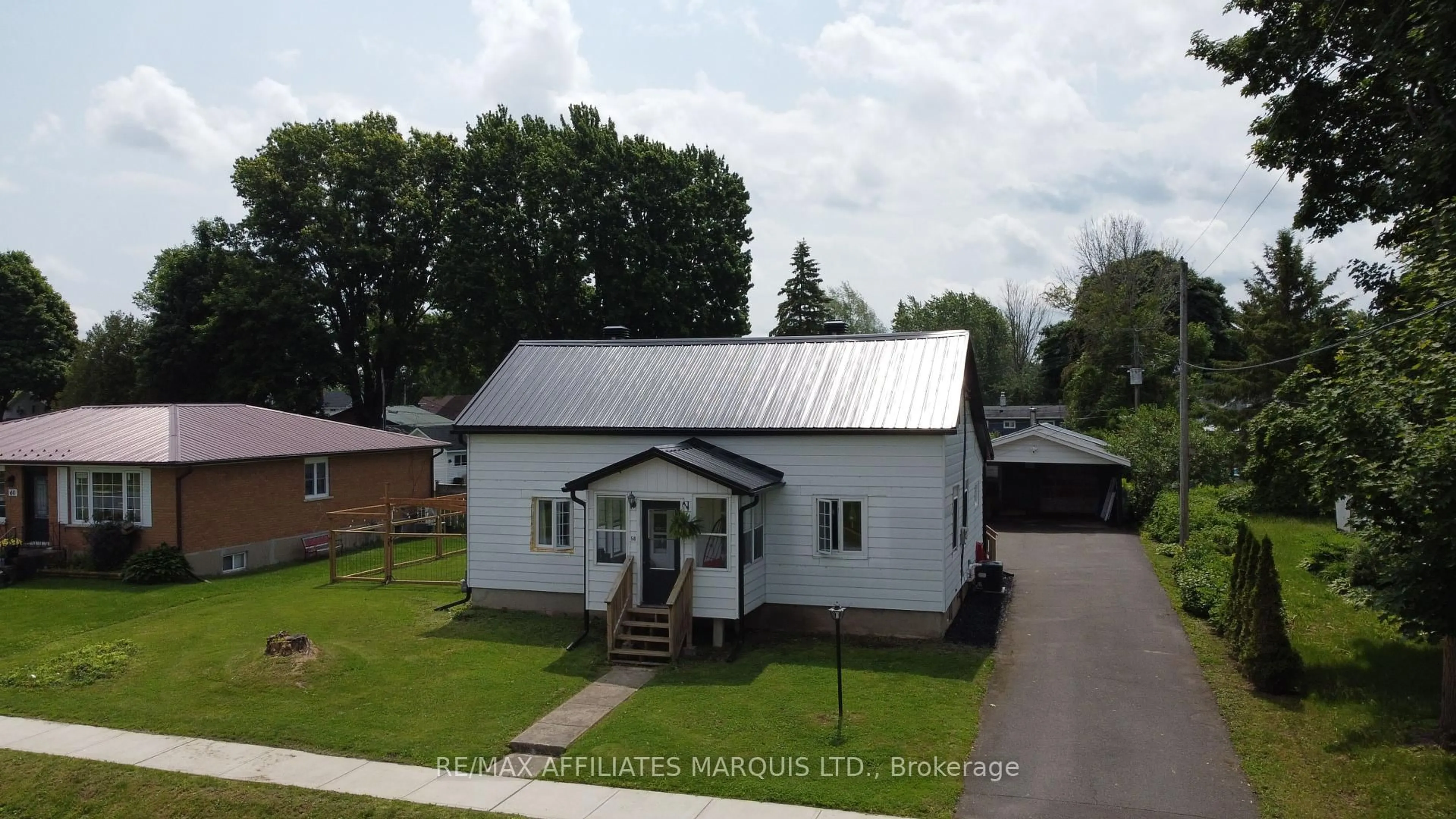 A pic from outside/outdoor area/front of a property/back of a property/a pic from drone, building for 58 Elm St, South Stormont Ontario K0C 1M0
