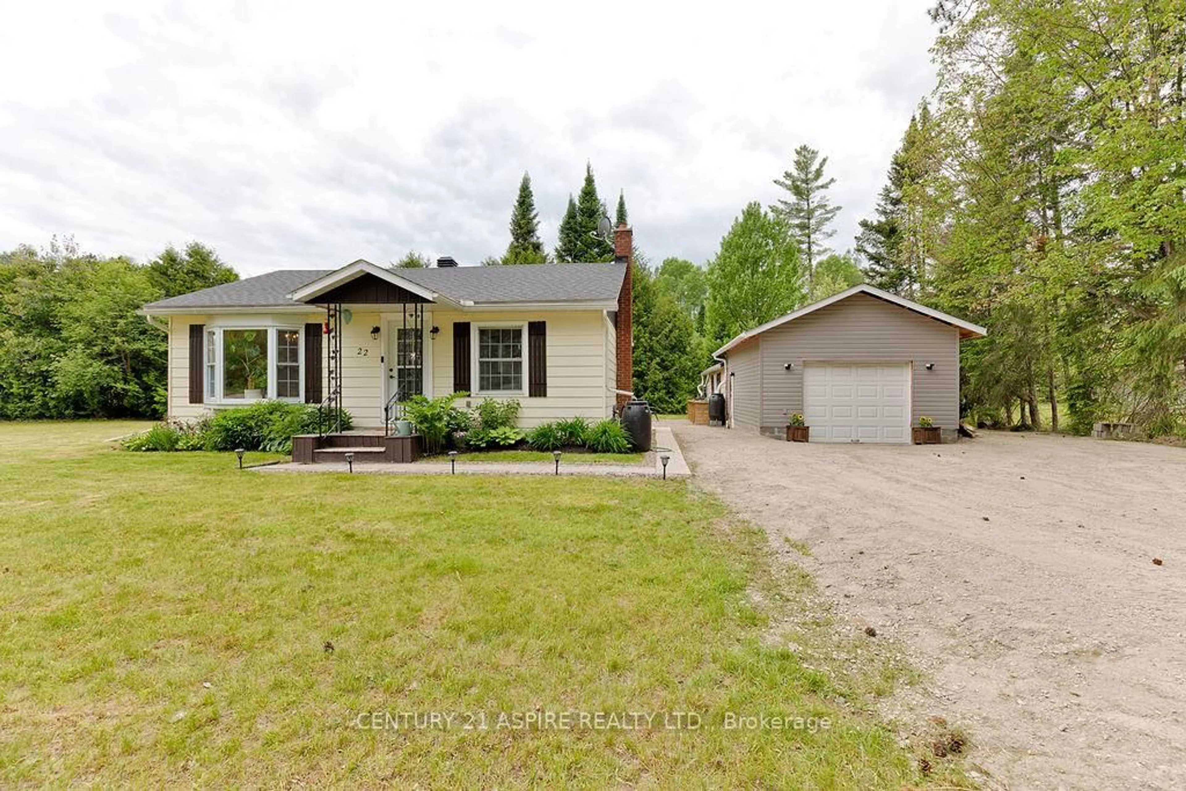 A pic from outside/outdoor area/front of a property/back of a property/a pic from drone, street for 22 Martin St, Chalk River Ontario K0J 1J0