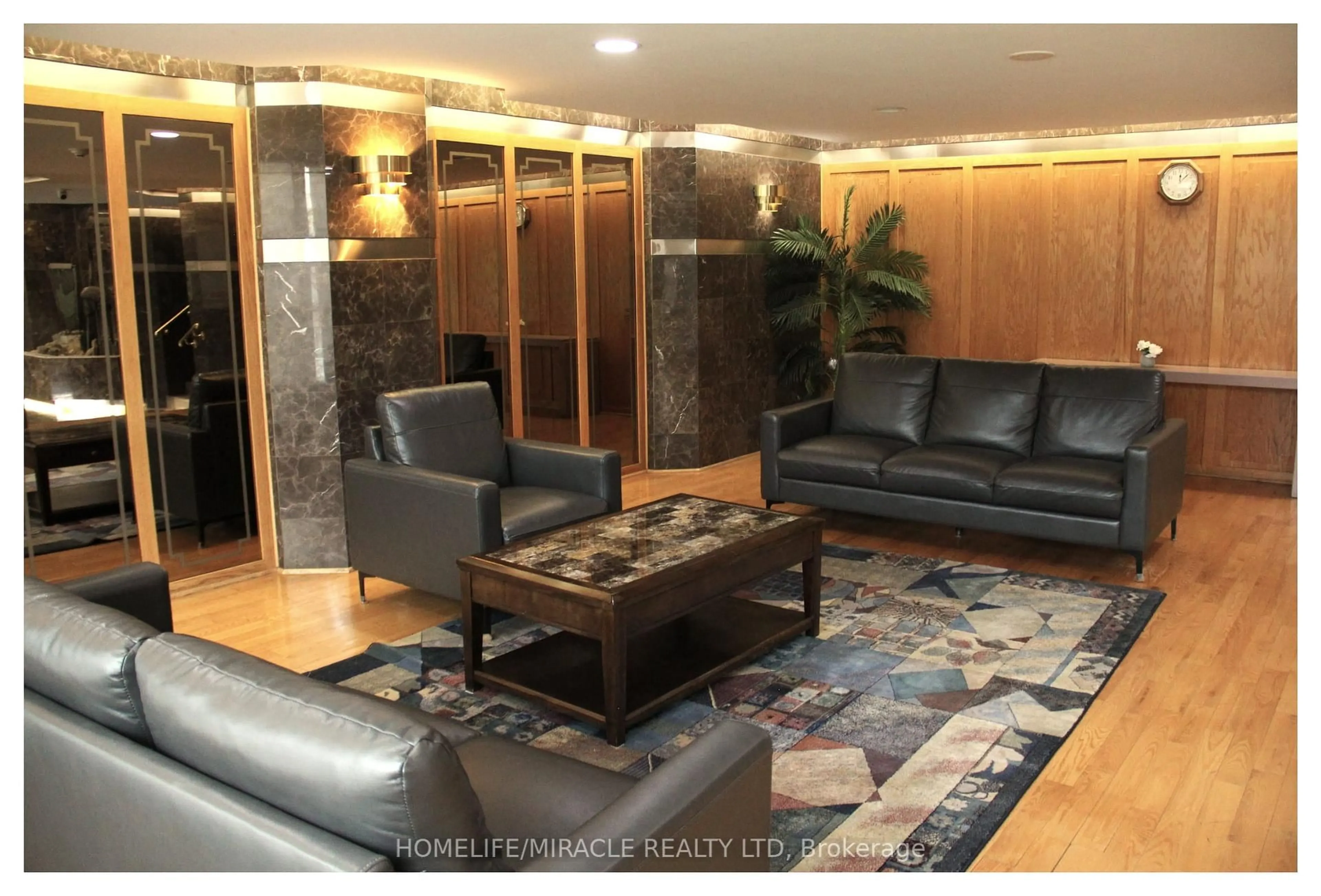 Lobby for 2760 Carousel Cres #1409, Ottawa Ontario K1T 2N4