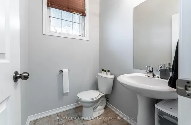 Additional property image - 52 Whitwell Way