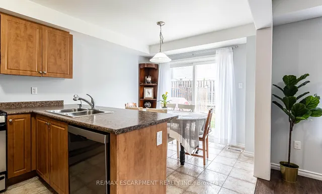 Additional property image - 52 Whitwell Way