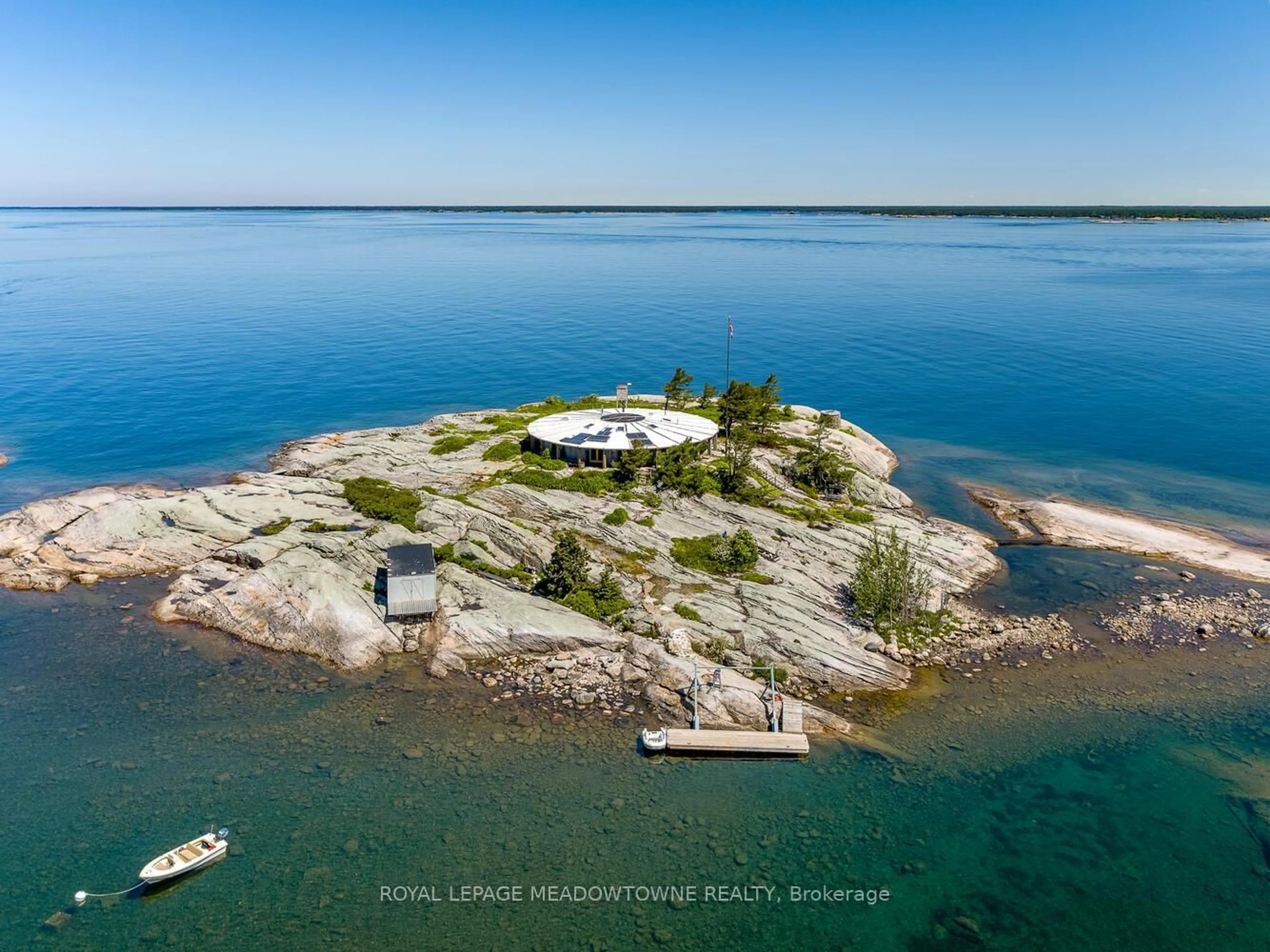 A pic from outside/outdoor area/front of a property/back of a property/a pic from drone, water/lake/river/ocean view for 2 3700 The Table Rock Islands, Georgian Bay Ontario L0K 1S0