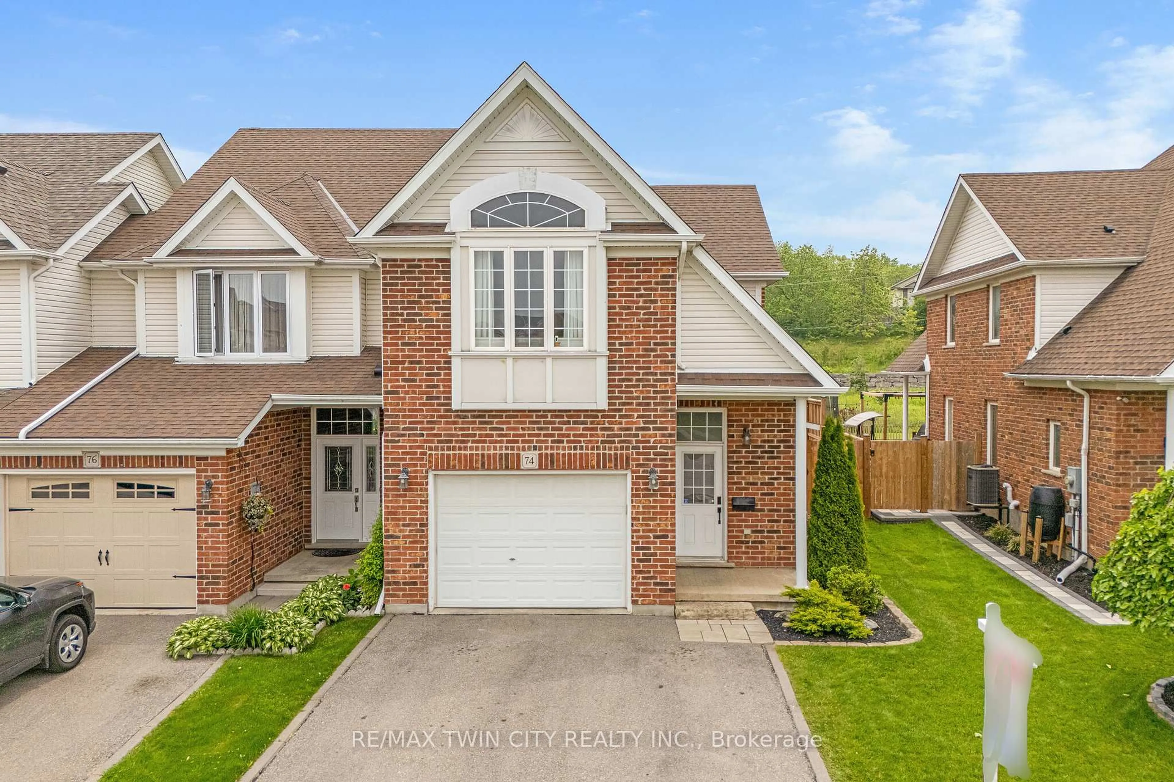 Home with brick exterior material, street for 74 Colton Circ, Kitchener Ontario N2A 4K4