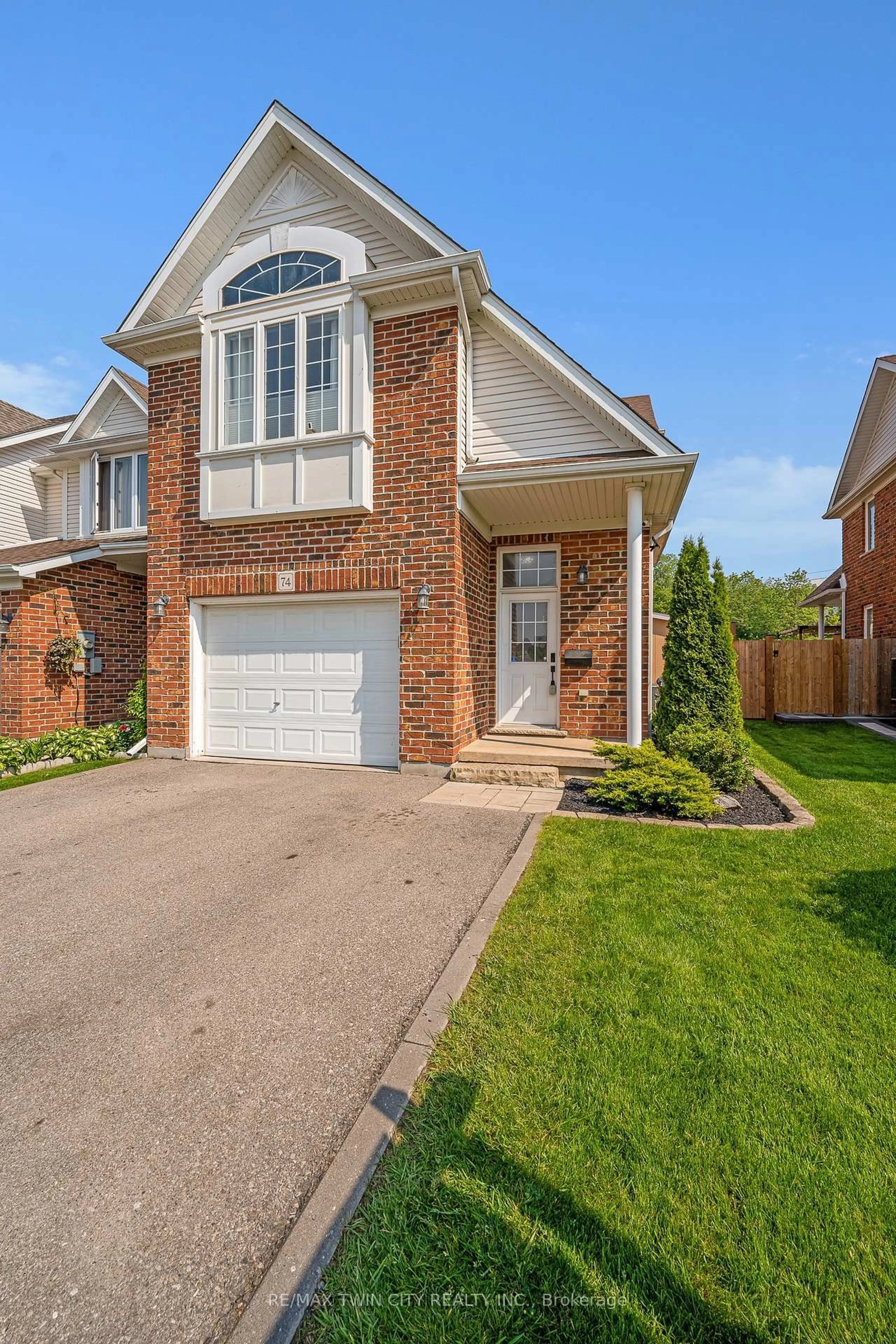 Home with brick exterior material, street for 74 Colton Circ, Kitchener Ontario N2A 4K4