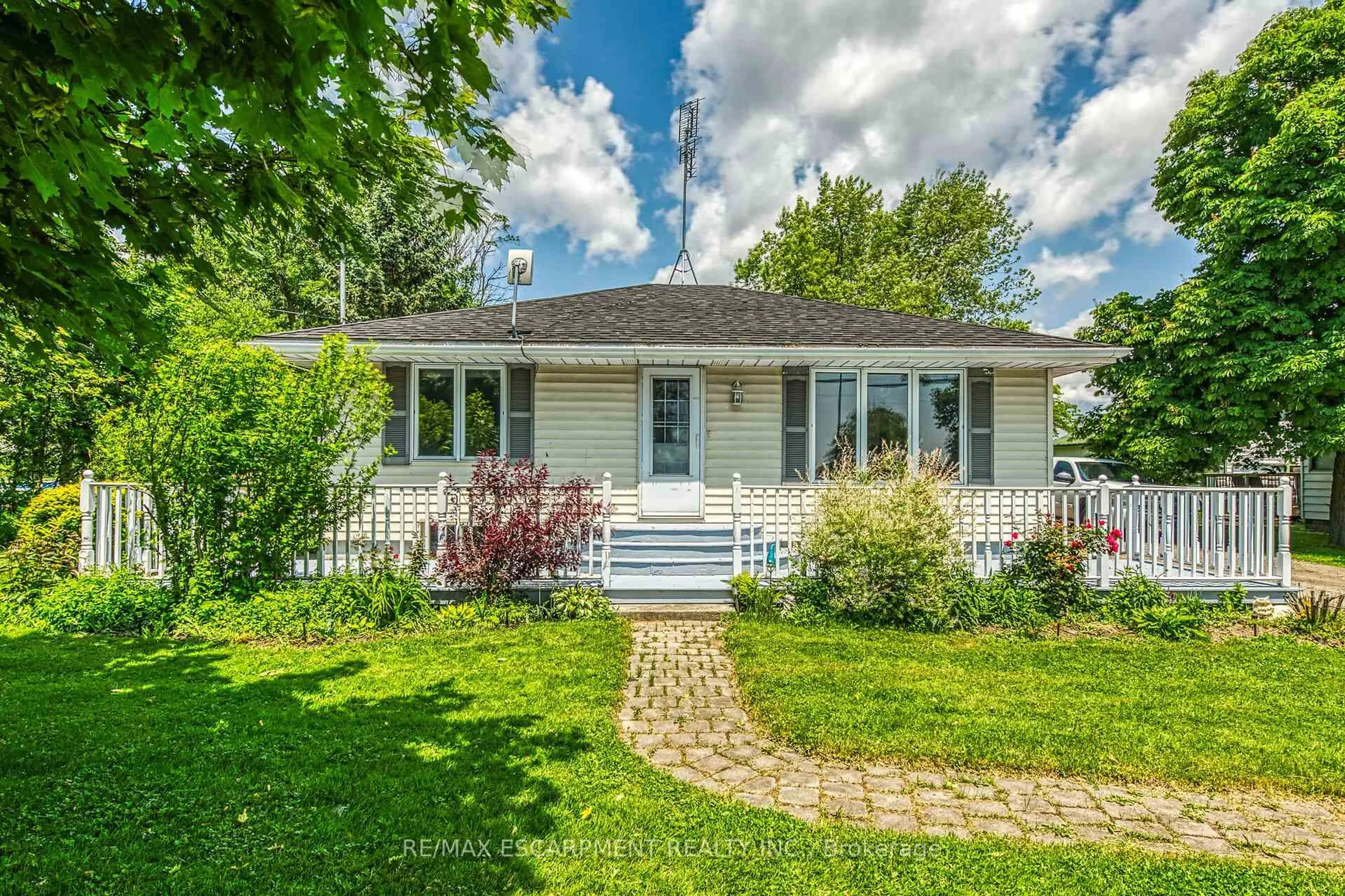 Home with vinyl exterior material, street for 151 Rainham Rd, Haldimand Ontario N0A 1L0