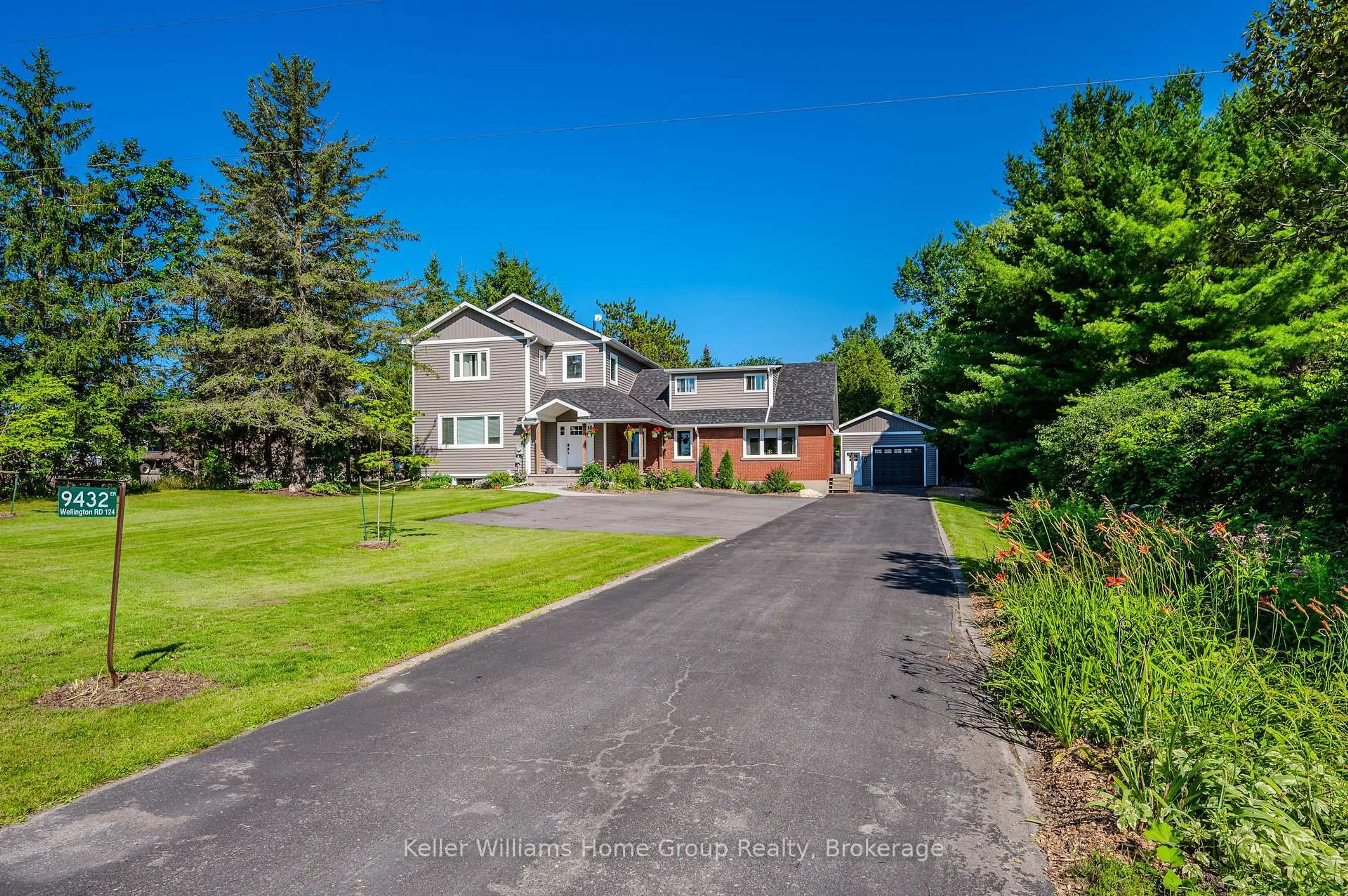 A pic from outside/outdoor area/front of a property/back of a property/a pic from drone, street for 9432 WELLINGTON ROAD 124, Erin Ontario N0P 1T0