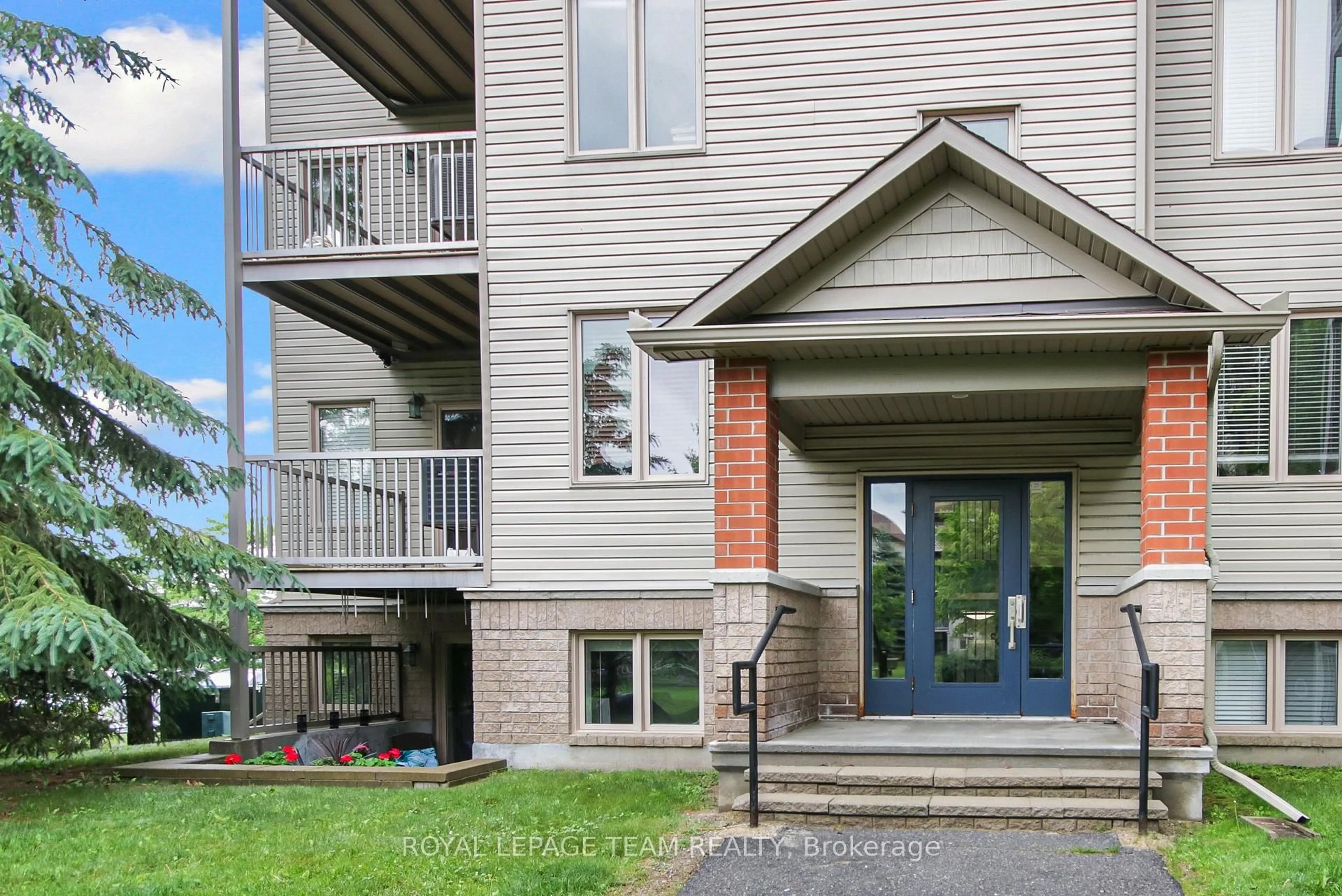 Unknown for 565 Stonefield #2, Ottawa Ontario K2G 4R4