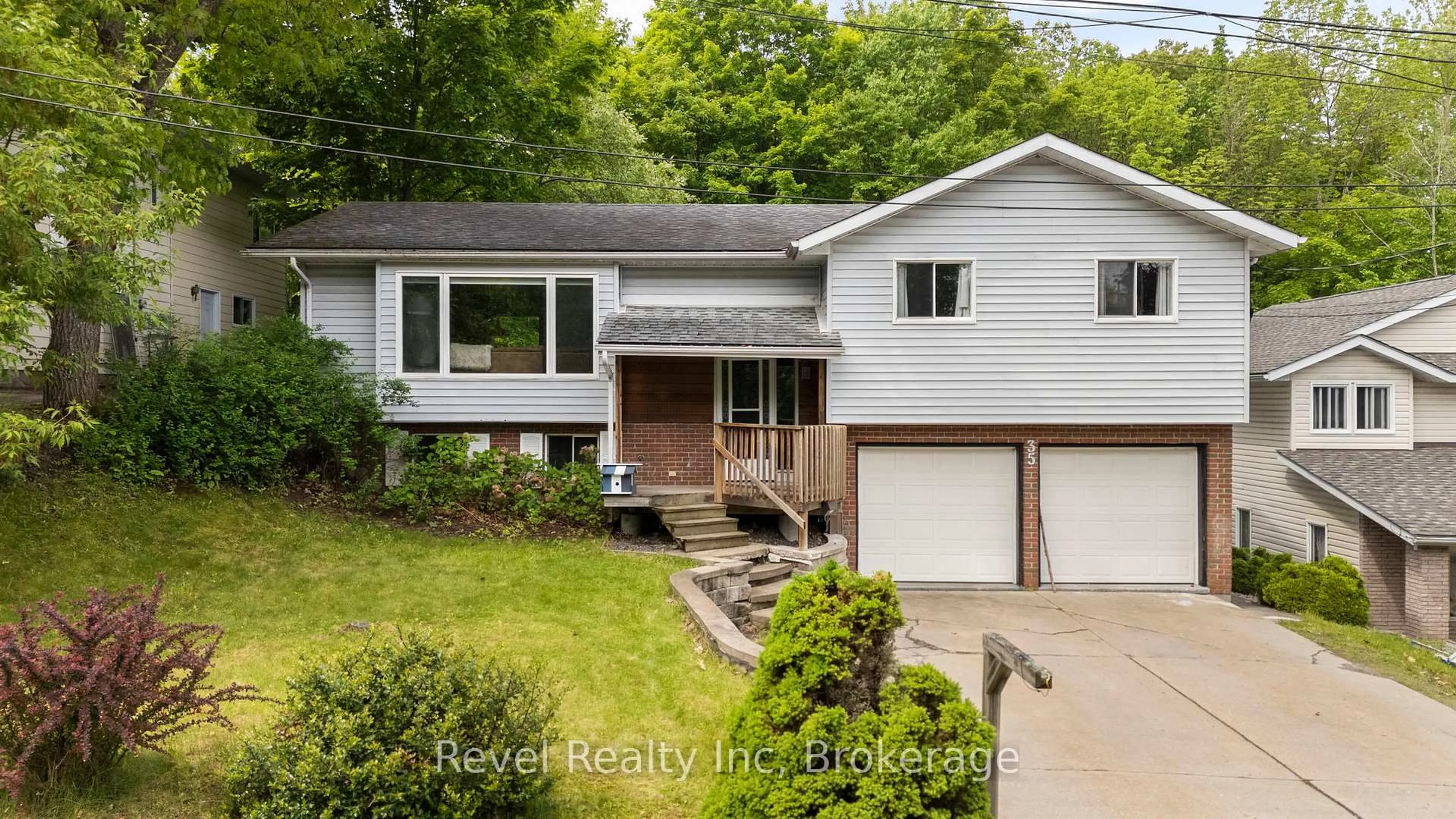 Home with vinyl exterior material, street for 35 Macklaim Dr, Parry Sound Ontario P2A 2Z7