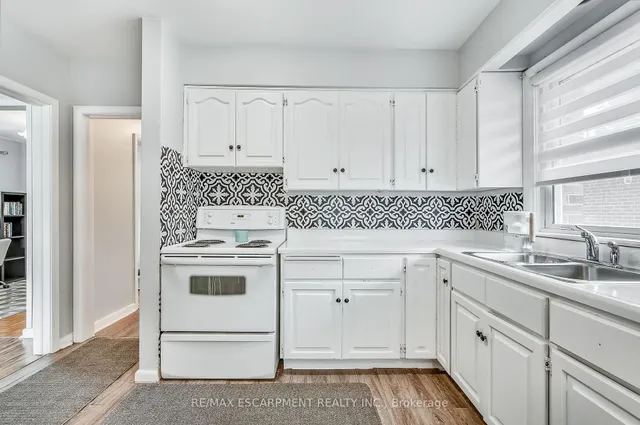 Additional property image - 379 East 18th St