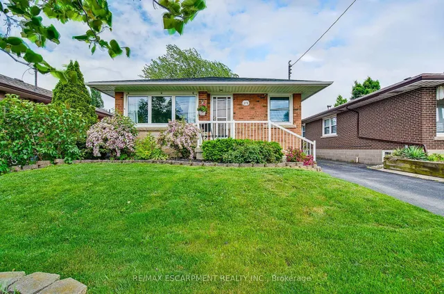 Additional property image - 379 East 18th St