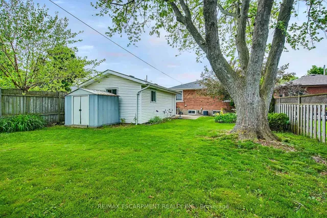 Additional property image - 379 East 18th St