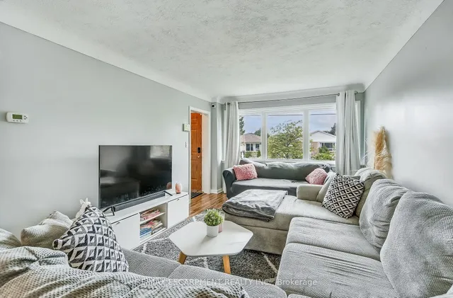 Additional property image - 379 East 18th St