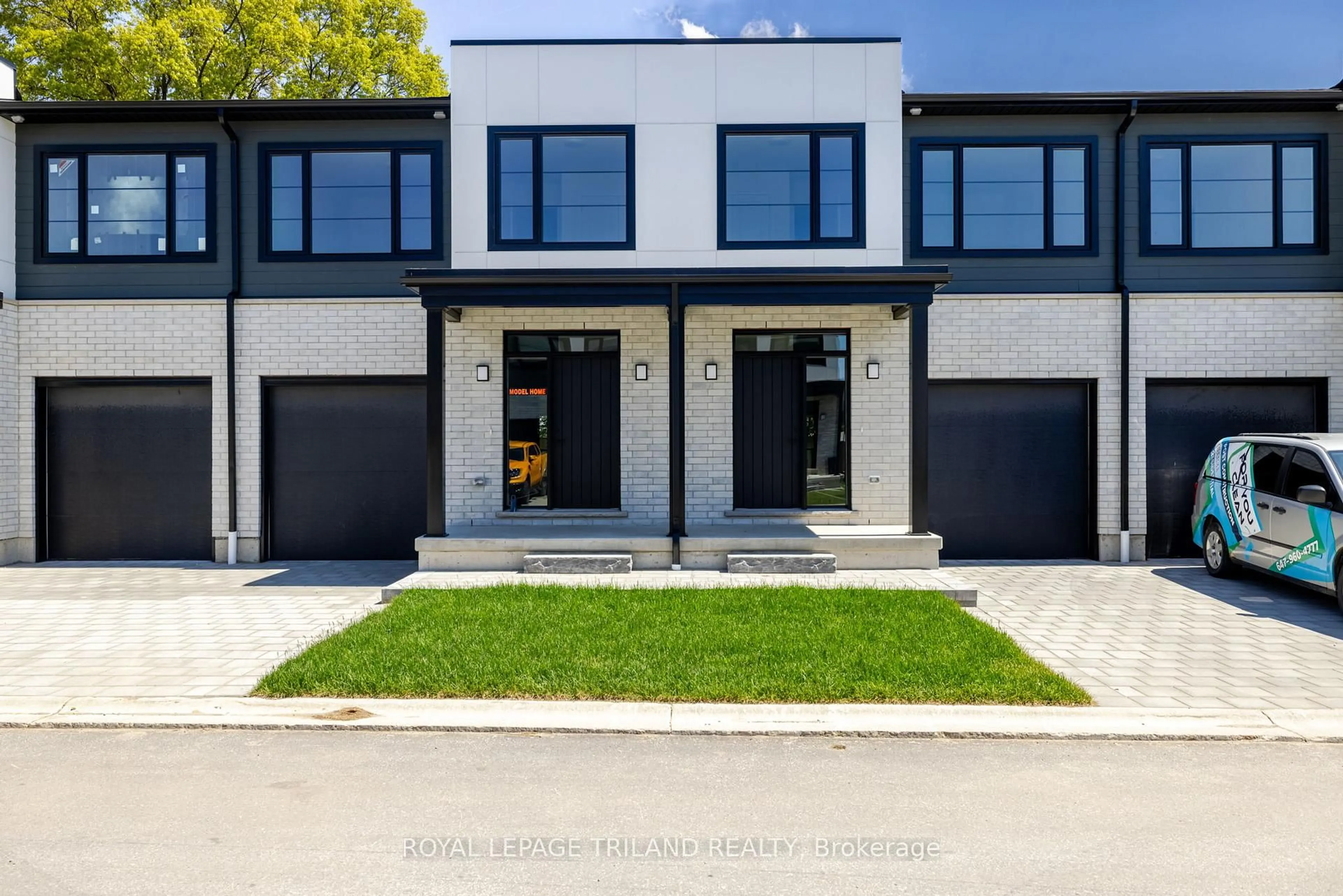 Home with brick exterior material, street for 101 SWALES Ave #8, Strathroy-Caradoc Ontario N7G 0C1